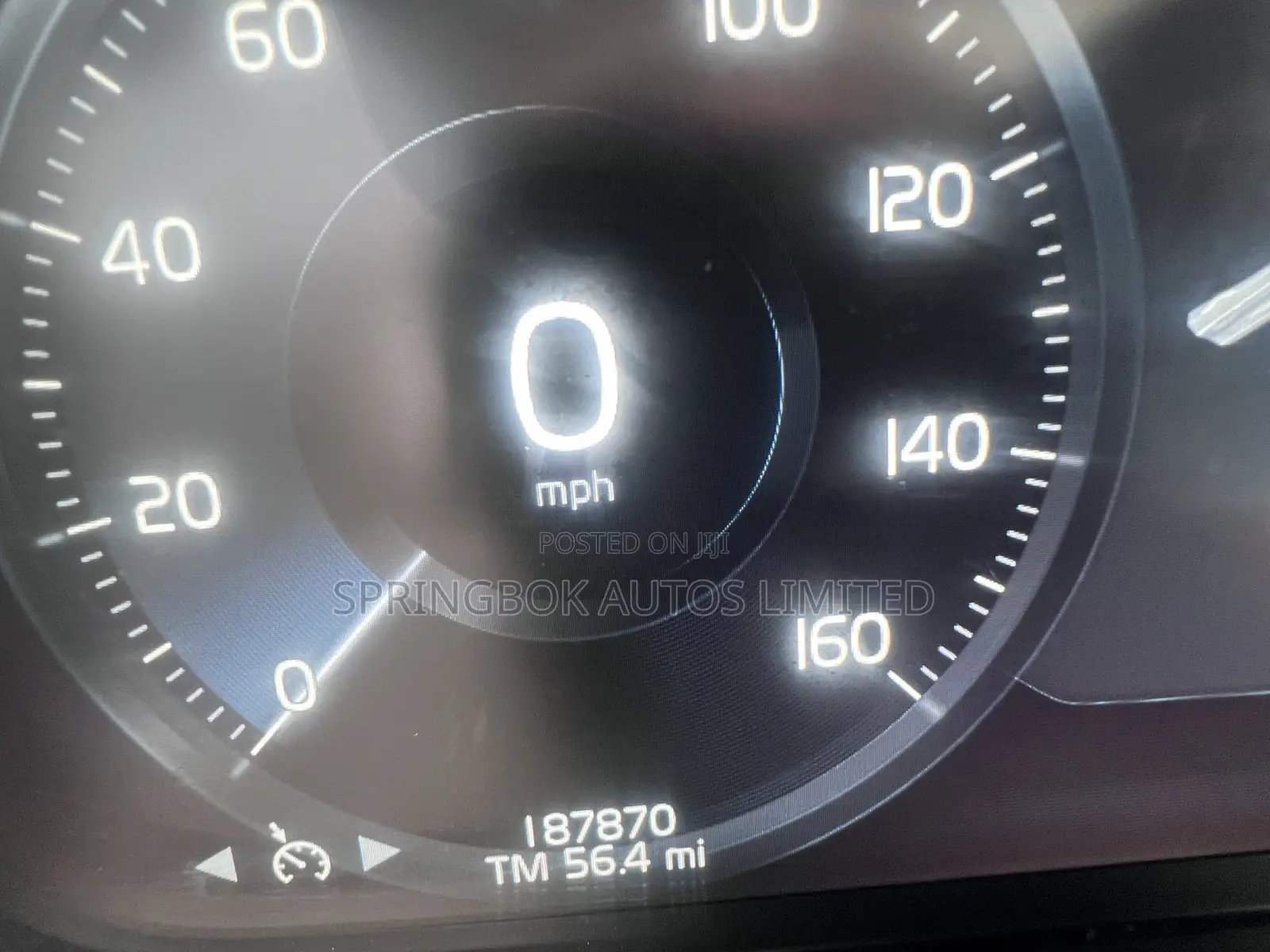 Volvo XC90 T6 R-Design AWD (2.0L 4cyl 8A) 2017 Silver