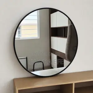 Round Mirror