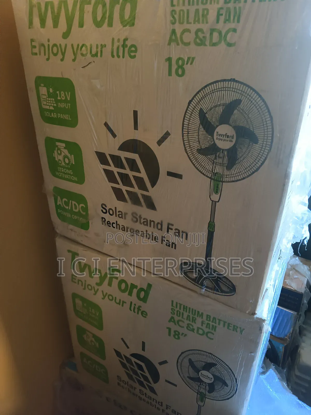 18 Inches Tvvyford Rechargeable Fan With Solar Panel and Bulb