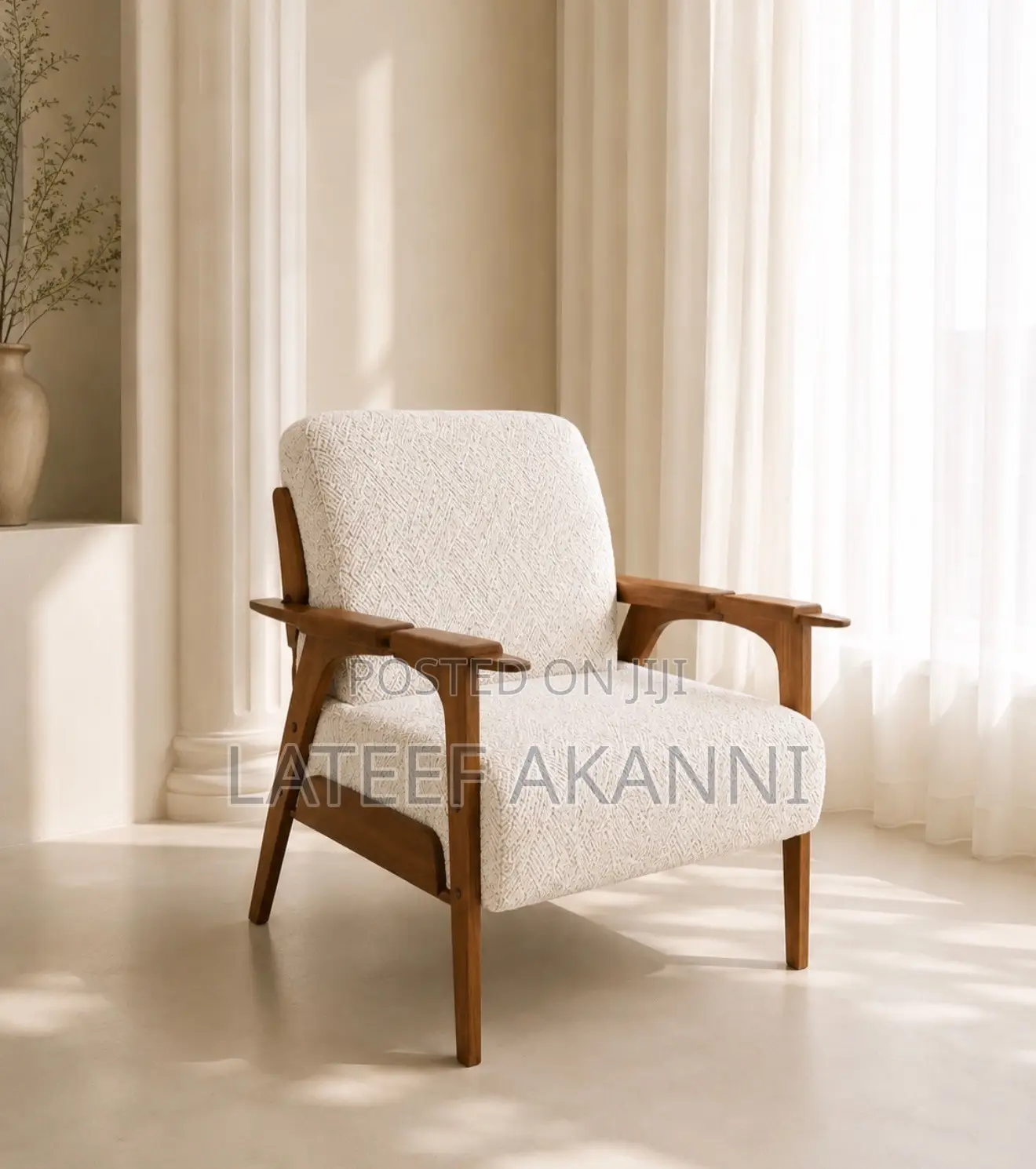 Accent Chairs