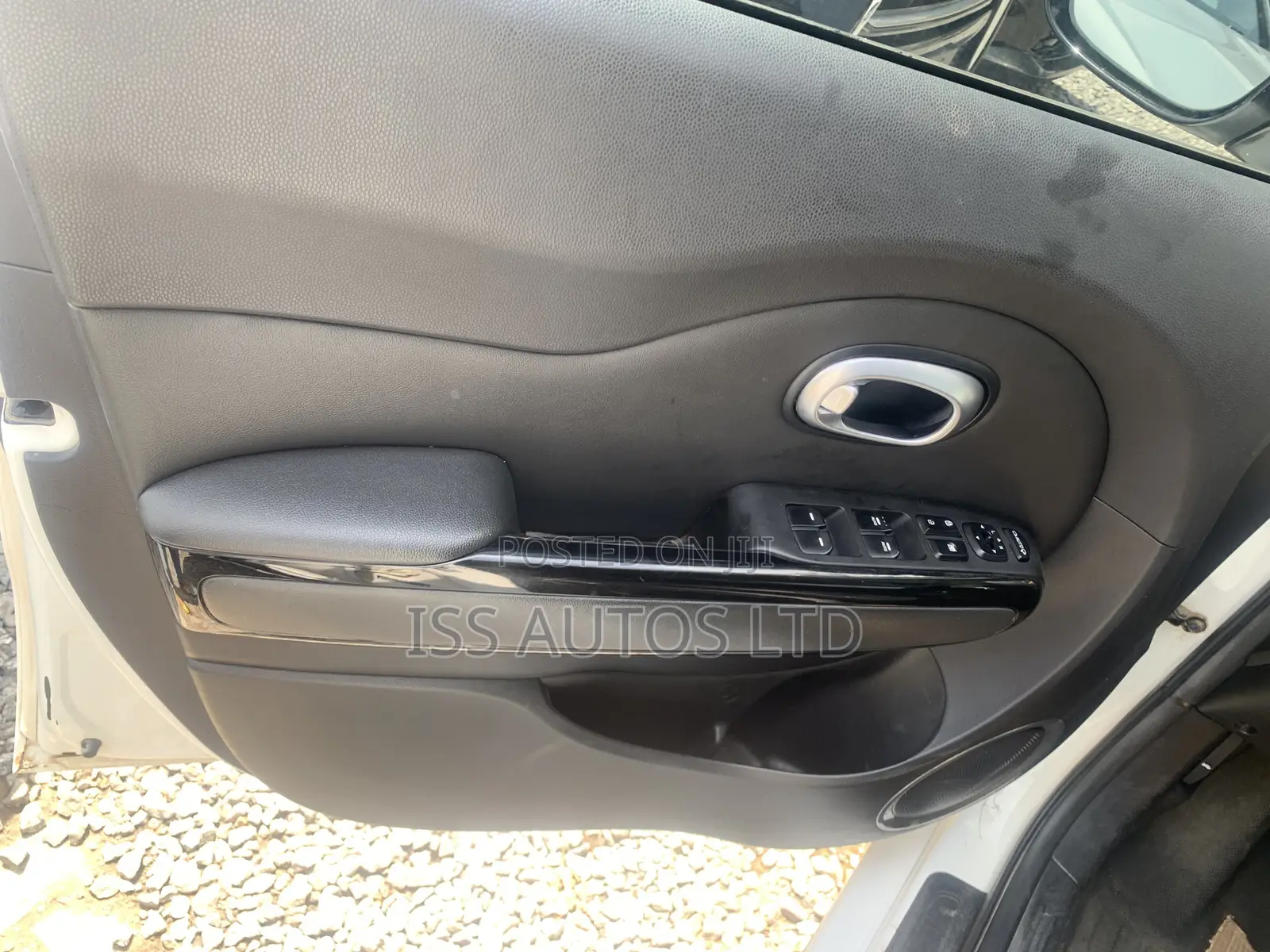 Kia Soul 4dr Wagon (1.6L 4cyl 6M) 2015 White