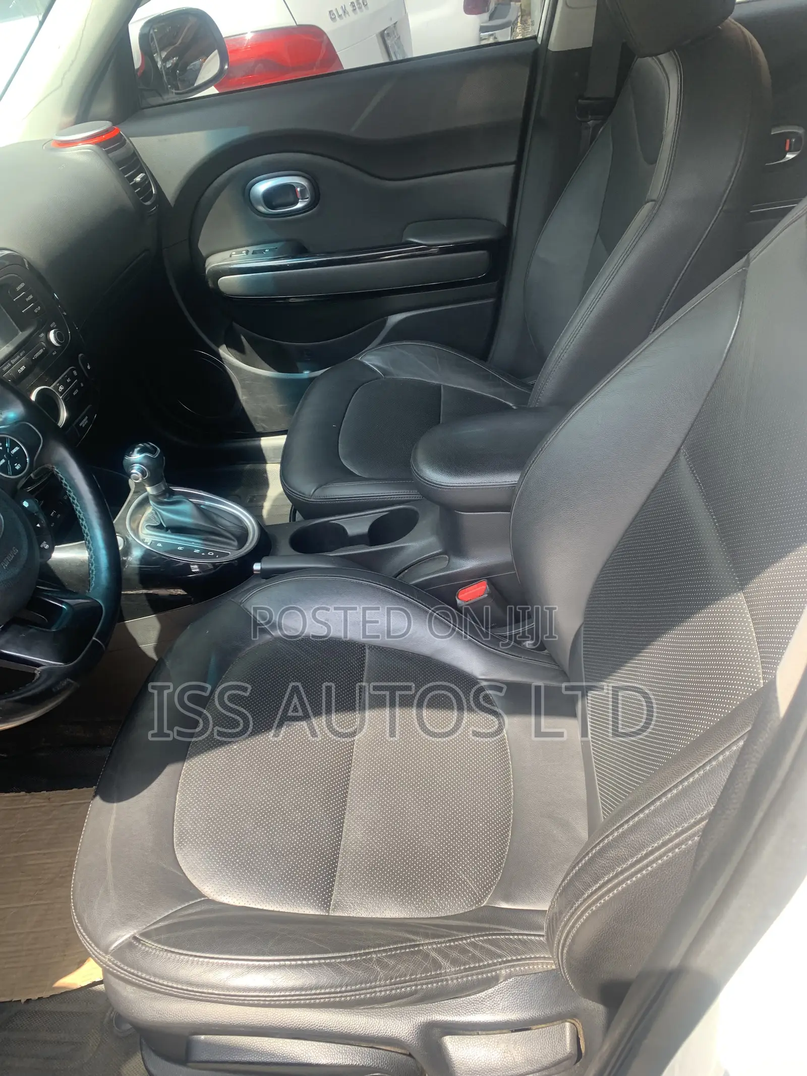 Kia Soul 4dr Wagon (1.6L 4cyl 6M) 2015 White