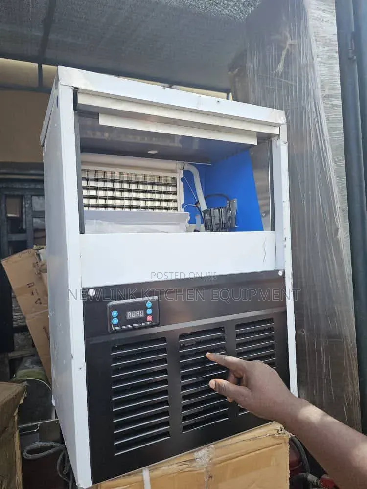 Ice Cube Machine 32cubes