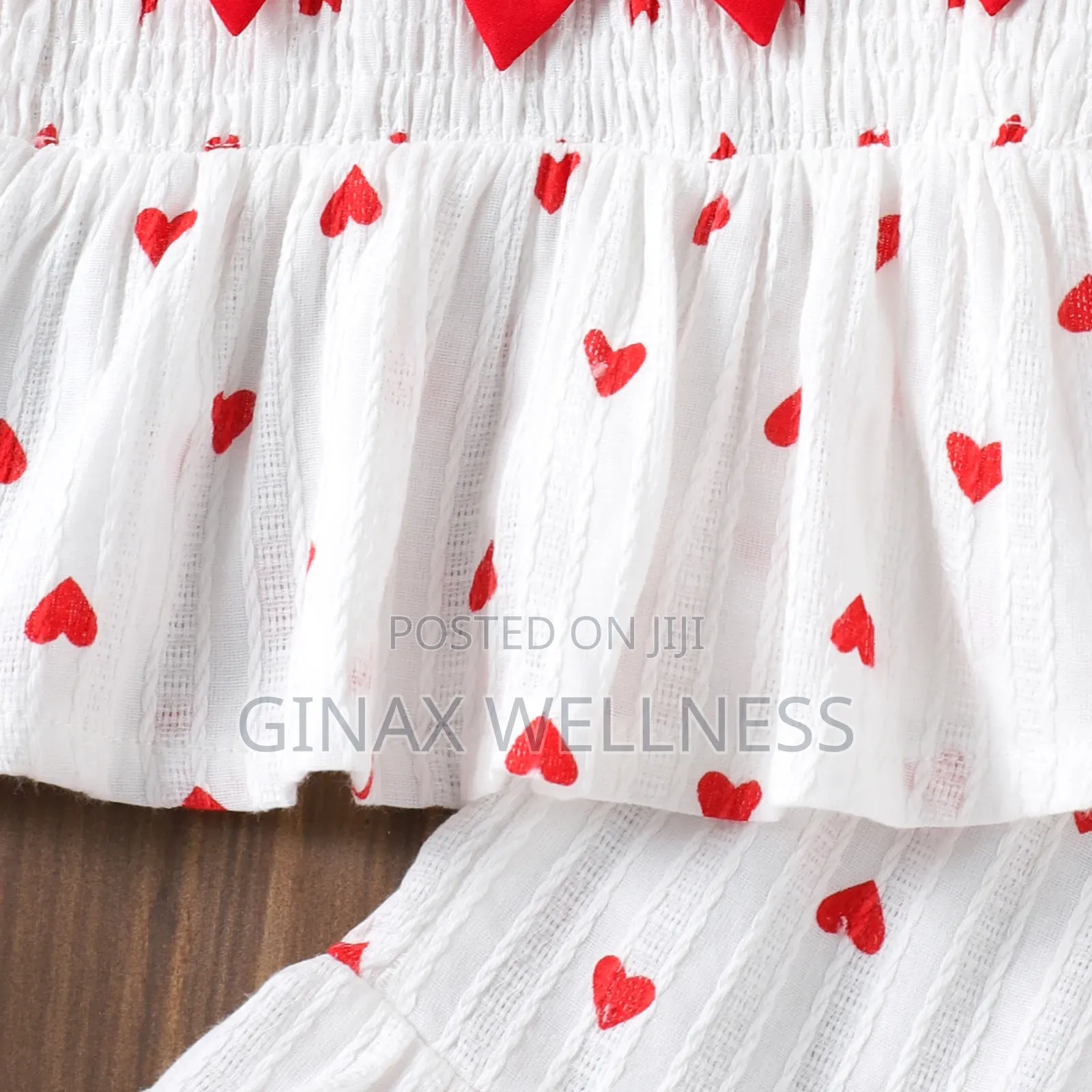 Baby Girl 2-Piece Heart Print Ruffle Top and Shorts Outfit (0-12m)
