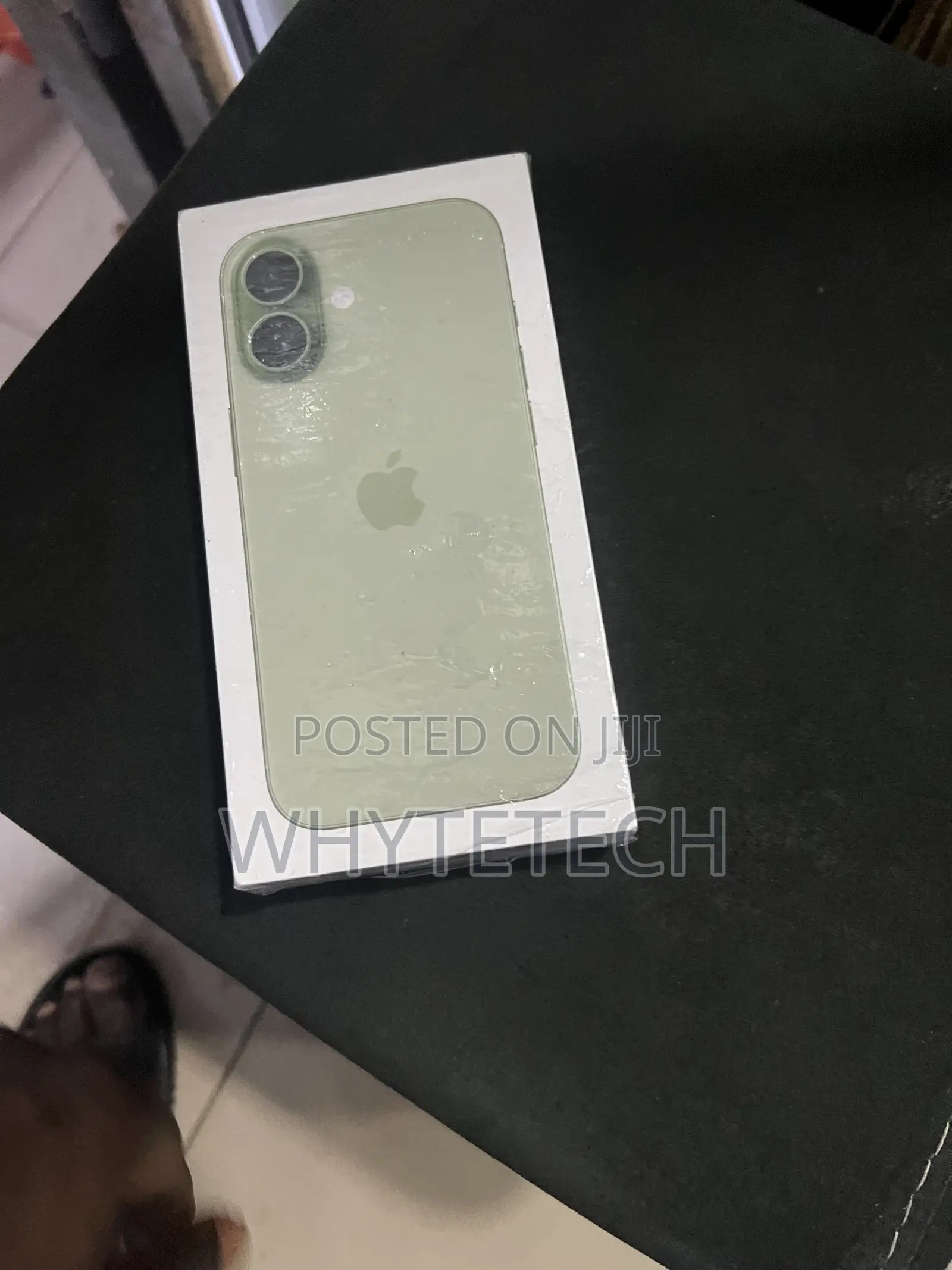 New Apple iPhone 17 256 GB Green