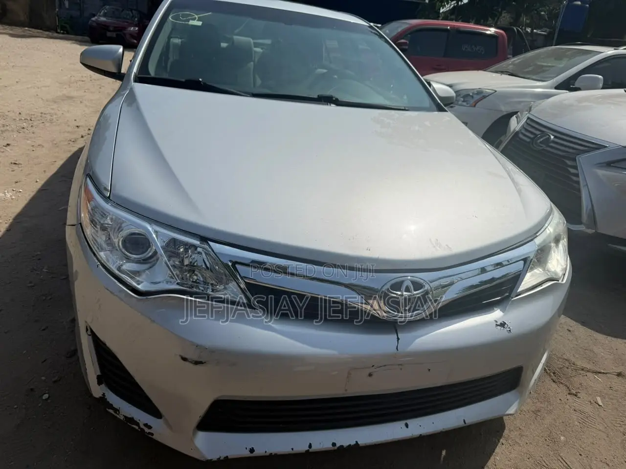 Toyota Camry LE 4dr Sedan (2.5L 4cyl 6A) 2014 Silver