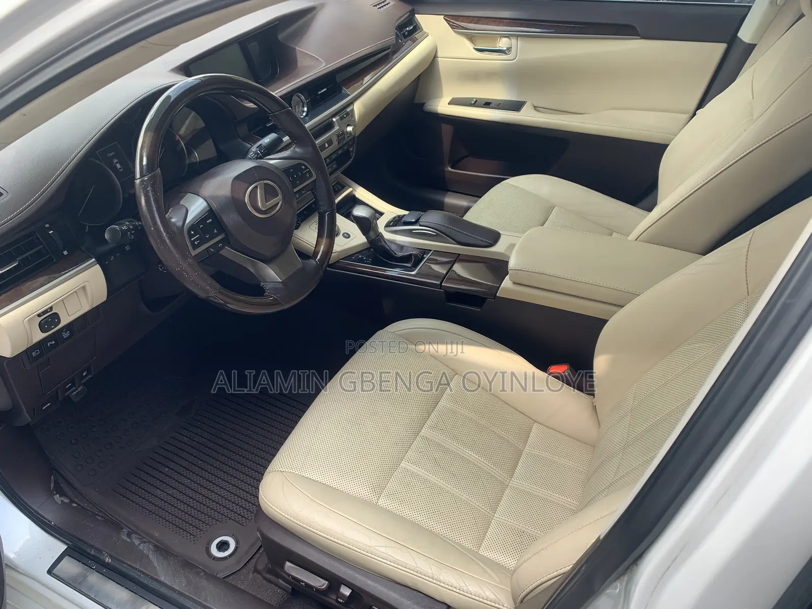 Lexus ES 350 FWD 2017 White