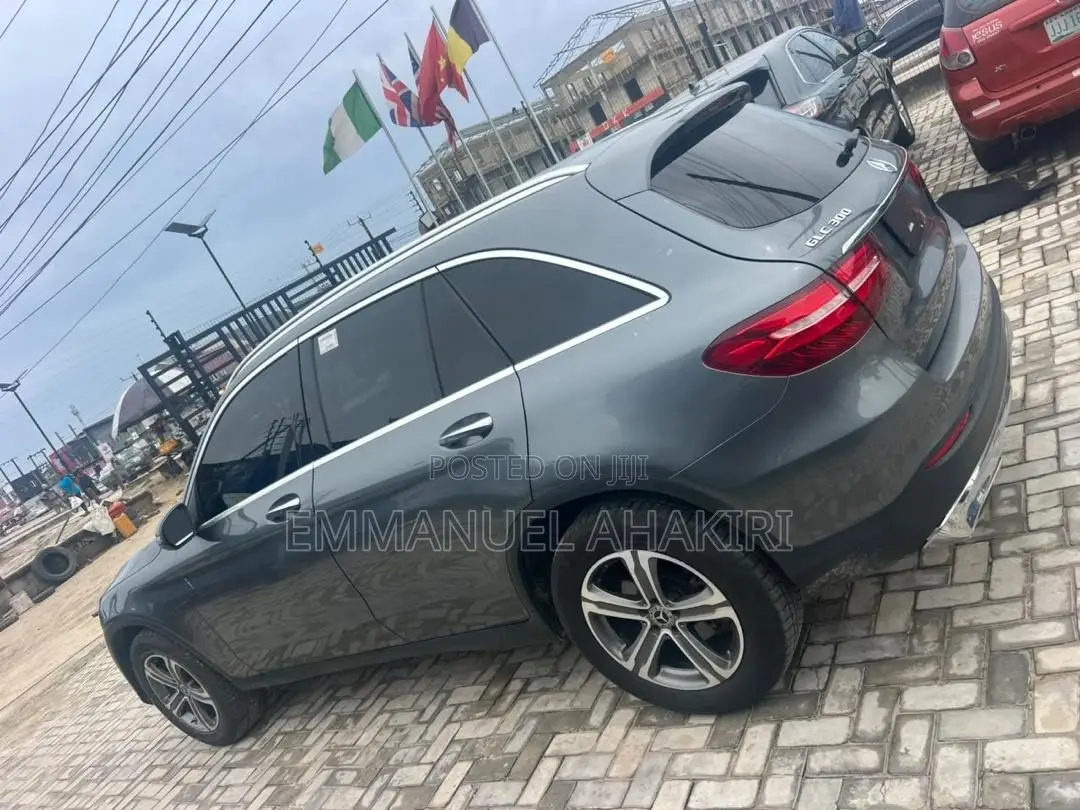 Mercedes-Benz GLC-Class 2019 Gray