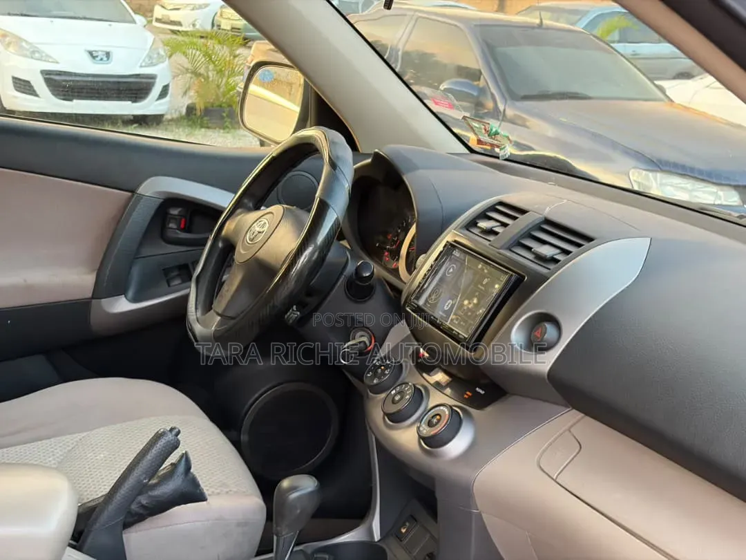 Toyota RAV4 2009 Black