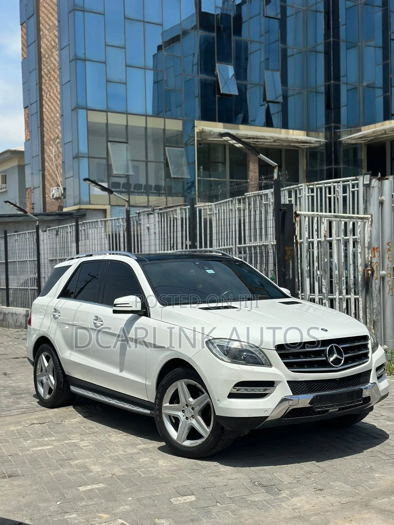 Mercedes-Benz M Class ML350 4MATIC 4dr SUV AWD (3.5L 6cyl 7A) 2014