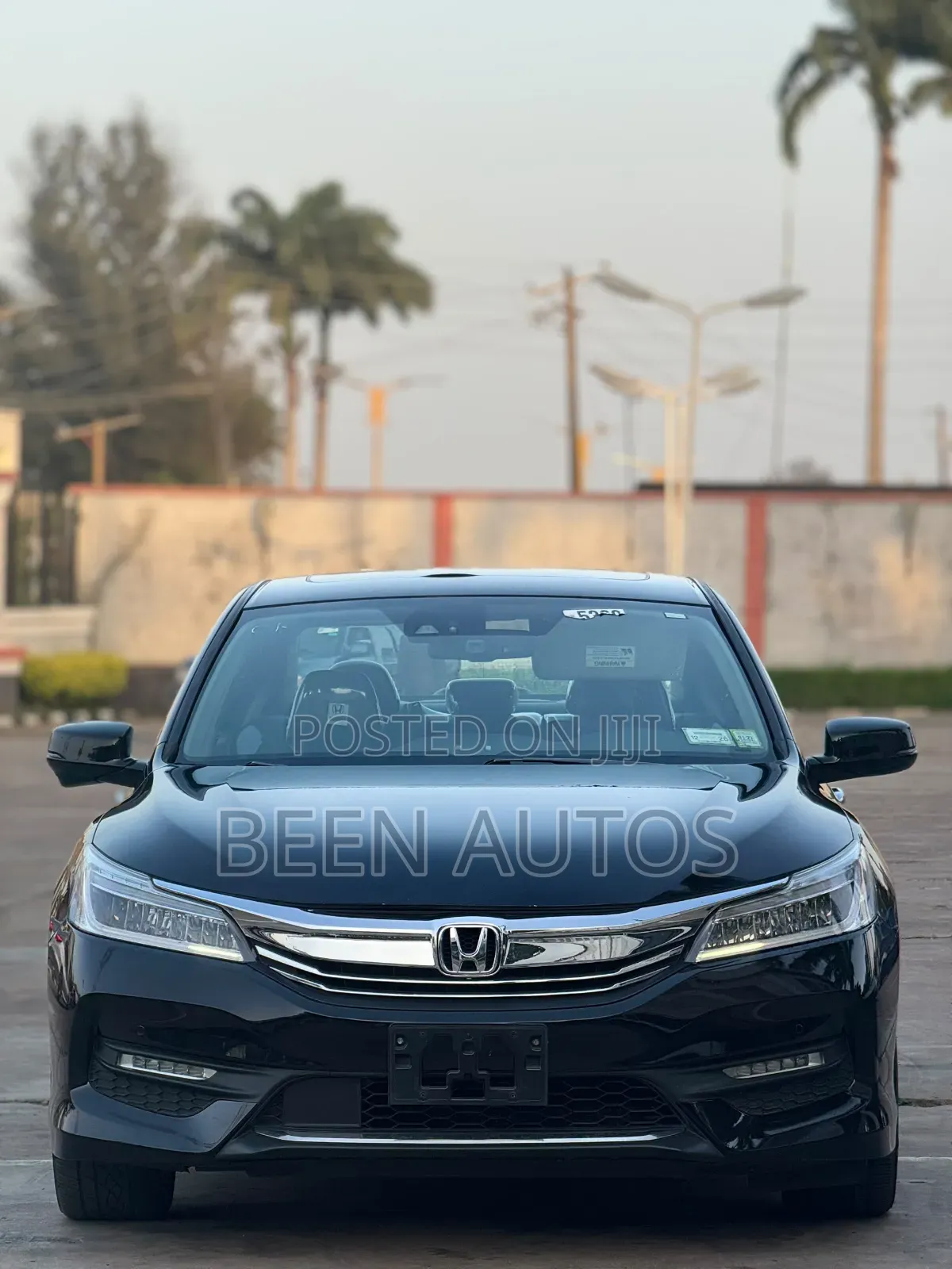 Honda Accord Touring V6 4dr Sedan FWD (3.5L 6cyl 6A) 2017 Black