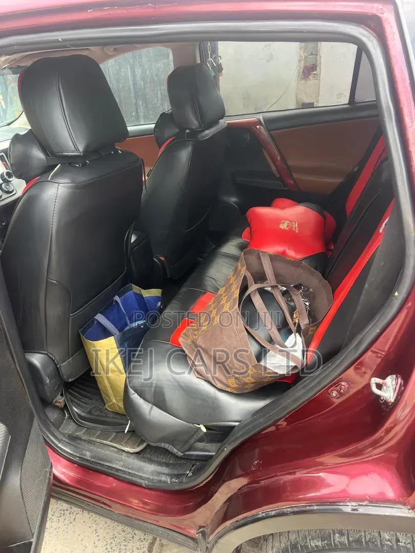 Toyota RAV4 2014
