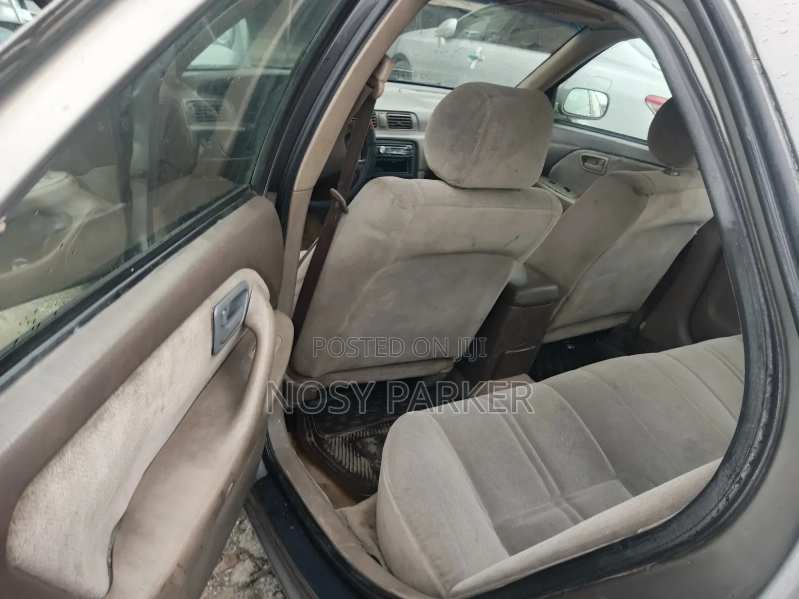 Toyota Camry CE 4dr Sedan (2.2L 4cyl 4A) 2000 Gray