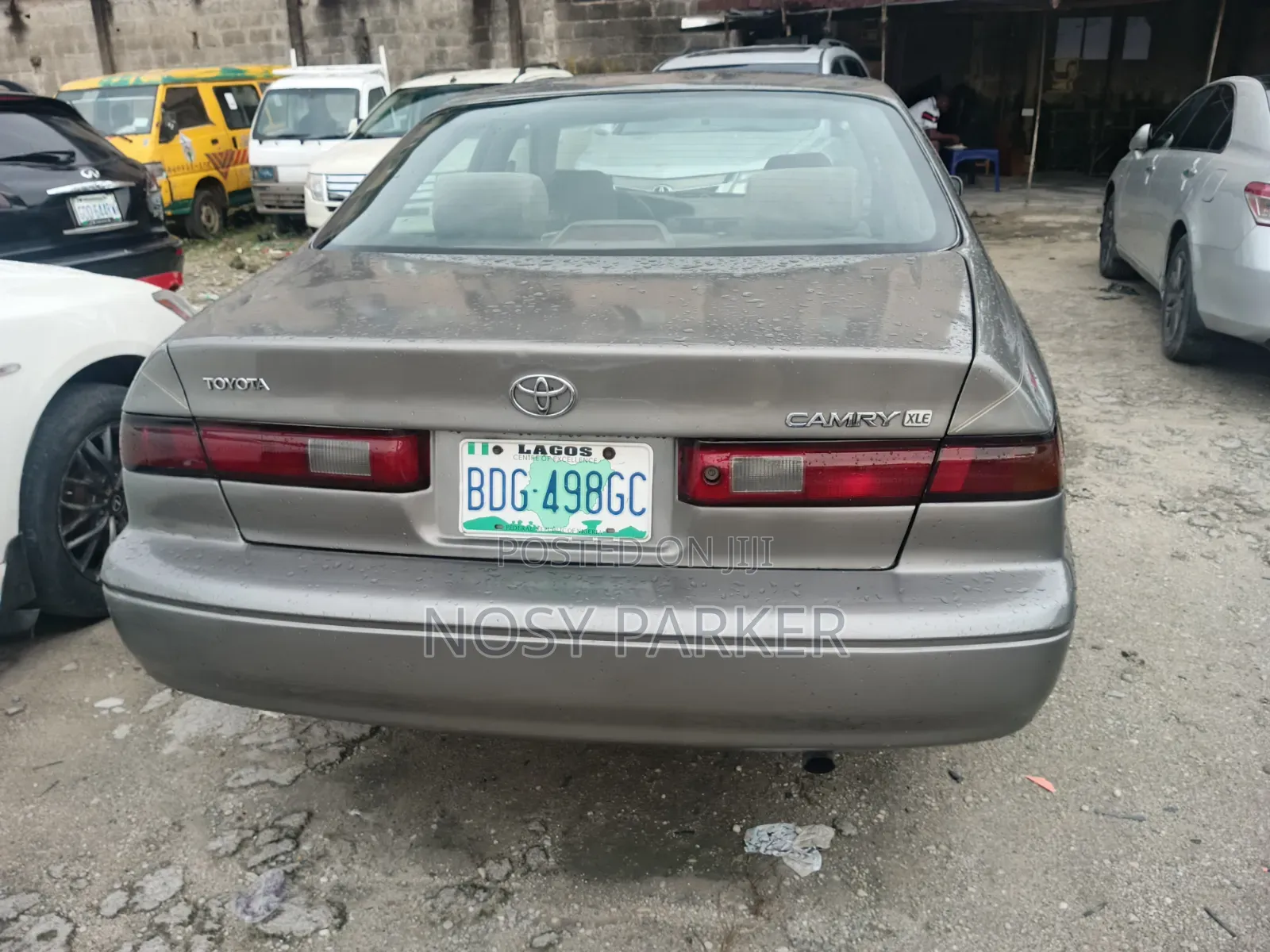 Toyota Camry CE 4dr Sedan (2.2L 4cyl 4A) 2000 Gray