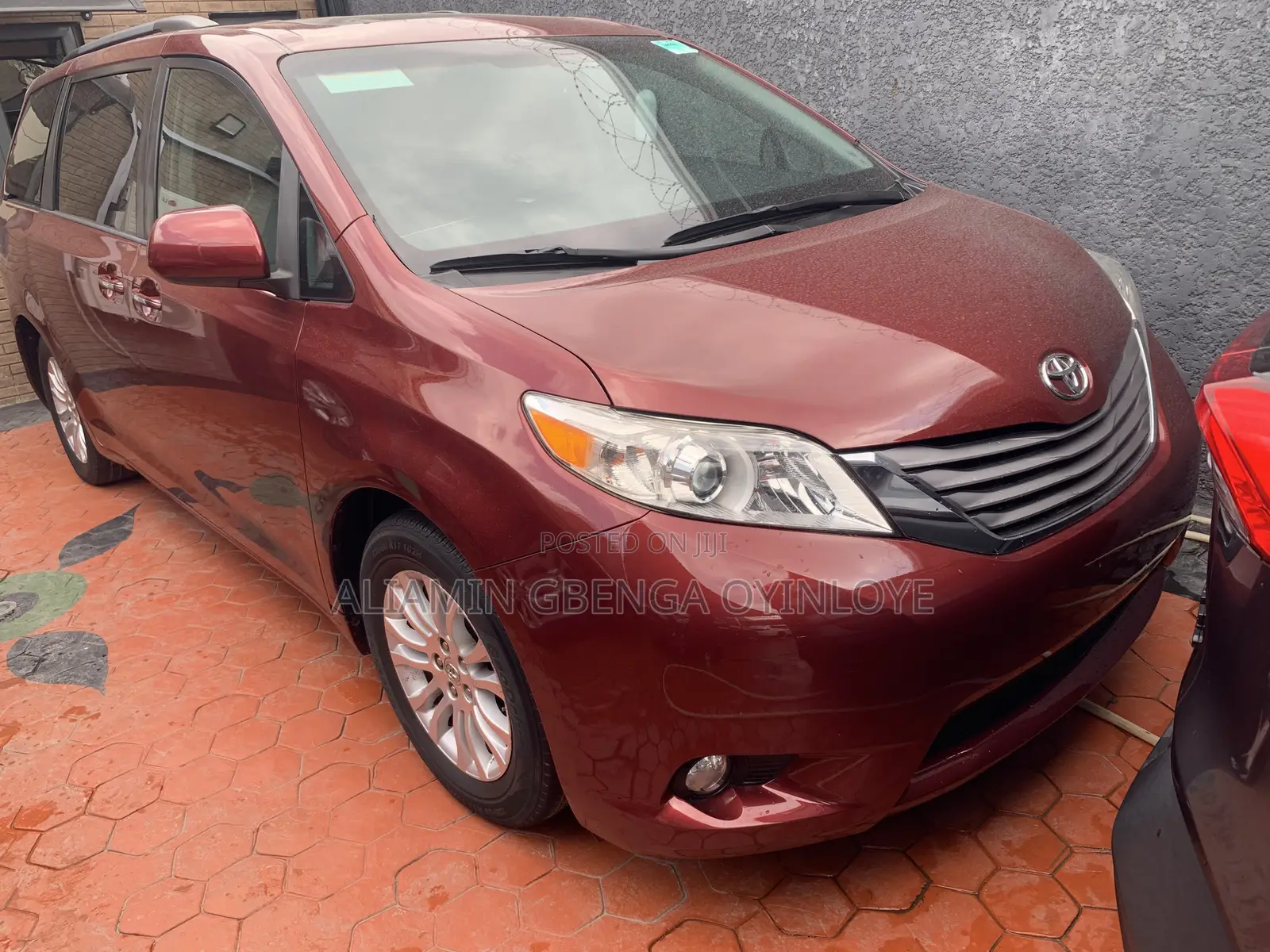 Toyota Sienna XLE 8 Passenger (3.5L 6cyl 6A) 2016 Red