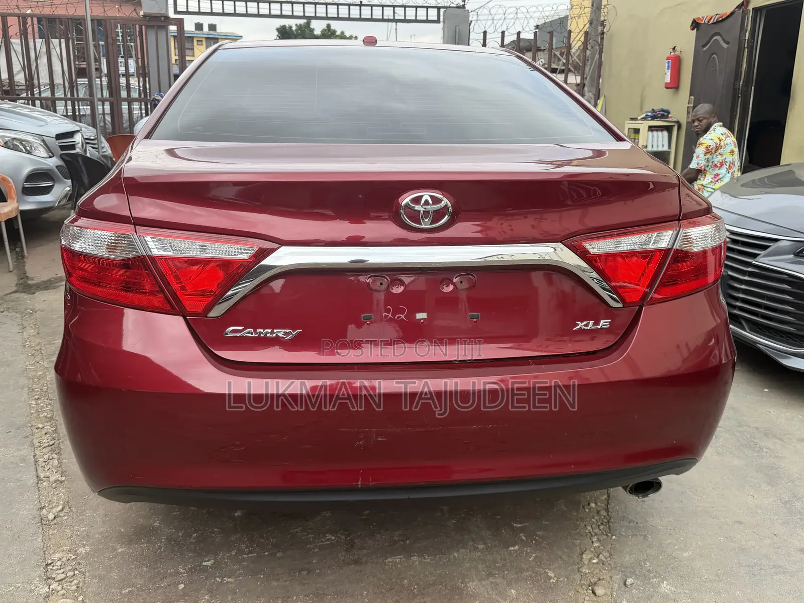 Toyota Camry XLE 4dr Sedan (2.5L 4cyl 6A) 2016 Red
