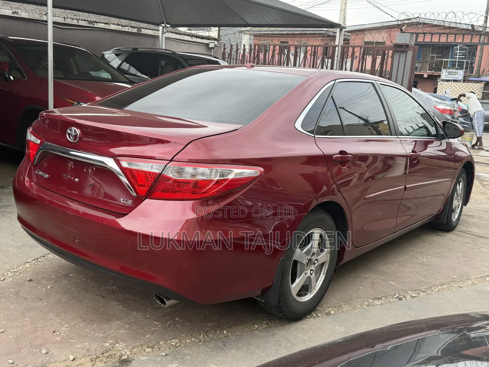 Toyota Camry XLE 4dr Sedan (2.5L 4cyl 6A) 2016 Red