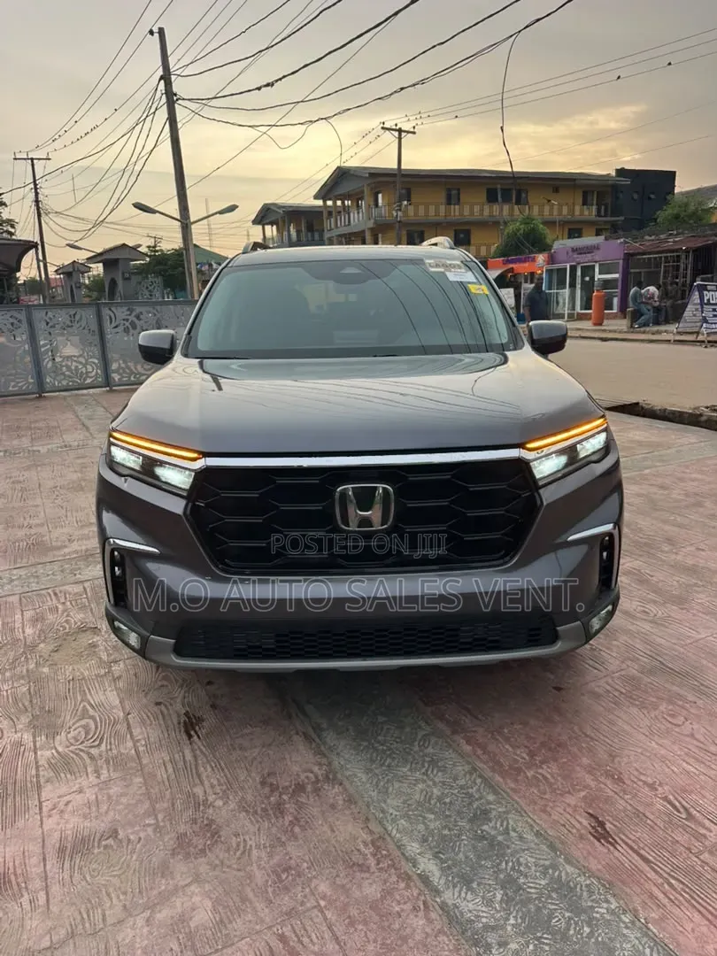 Honda Pilot Touring AWD 2023 Gray