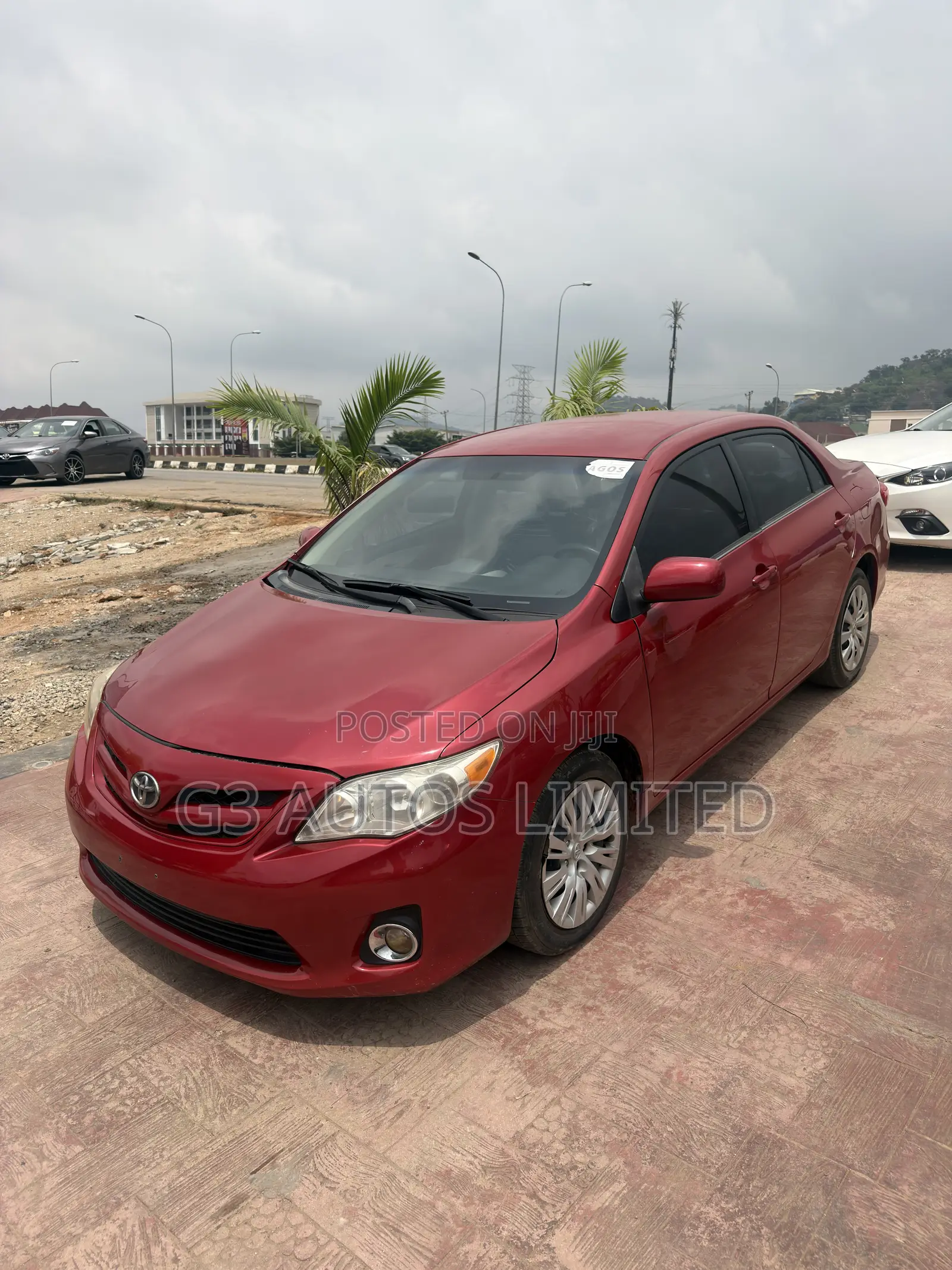 Toyota Corolla LE 4dr Sedan (1.8L 4cyl 4A) 2013 Red
