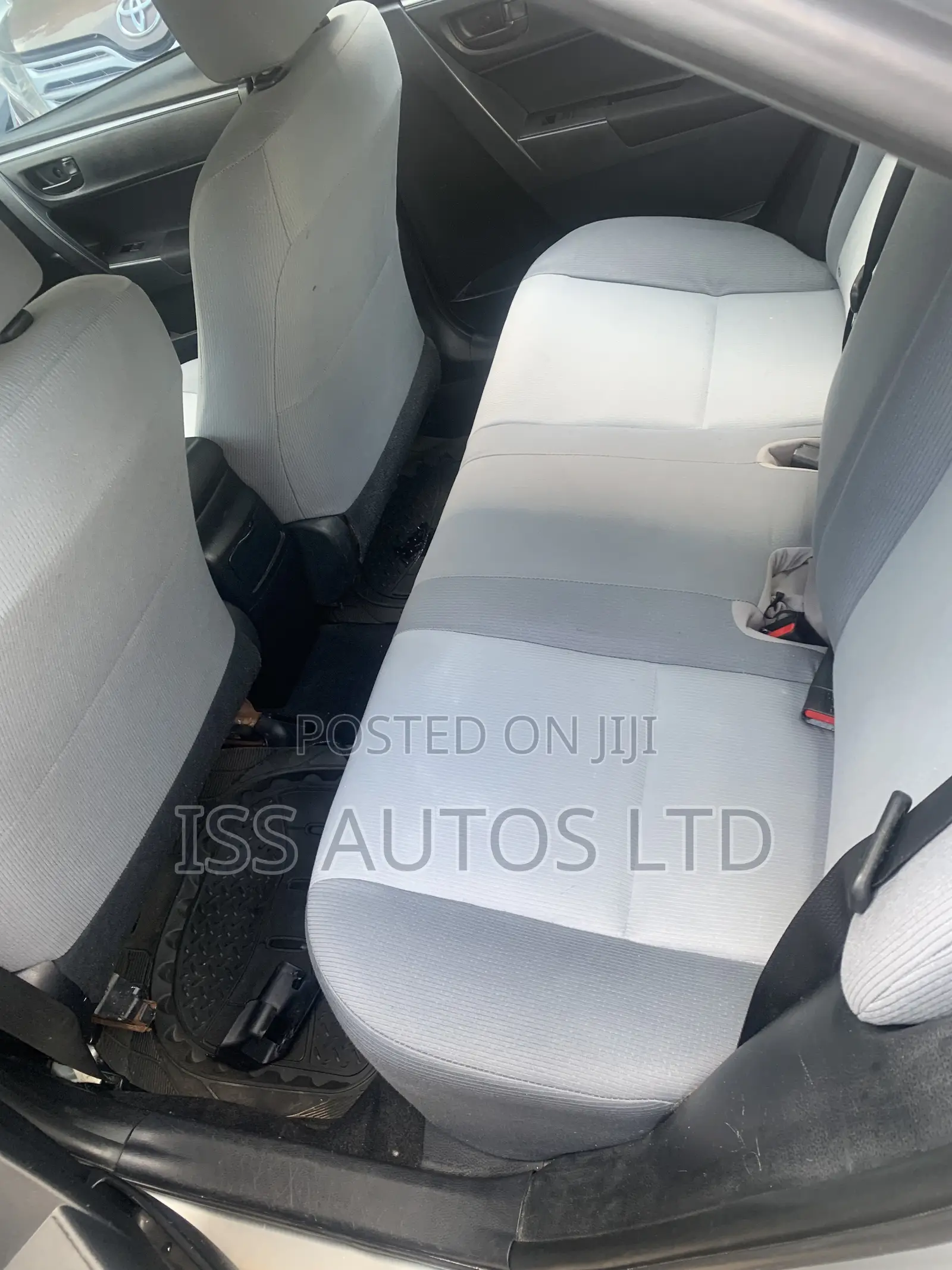 Toyota Corolla 2015 Silver