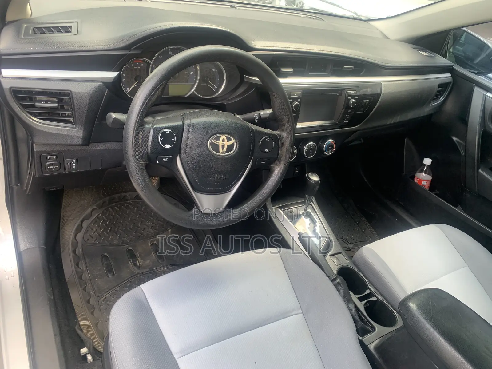 Toyota Corolla 2015 Silver