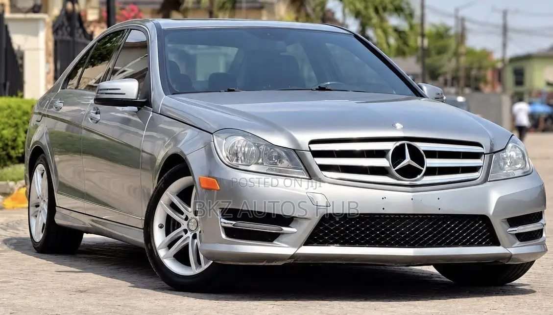 Mercedes-Benz C300 Sport 4Matic Sedan AWD (3.5L 6cyl 7A) 2014 Gray