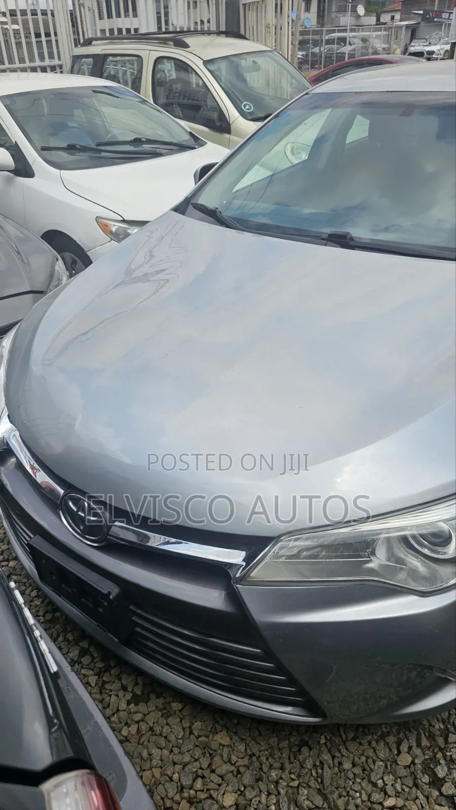 Toyota Camry 2017 Silver