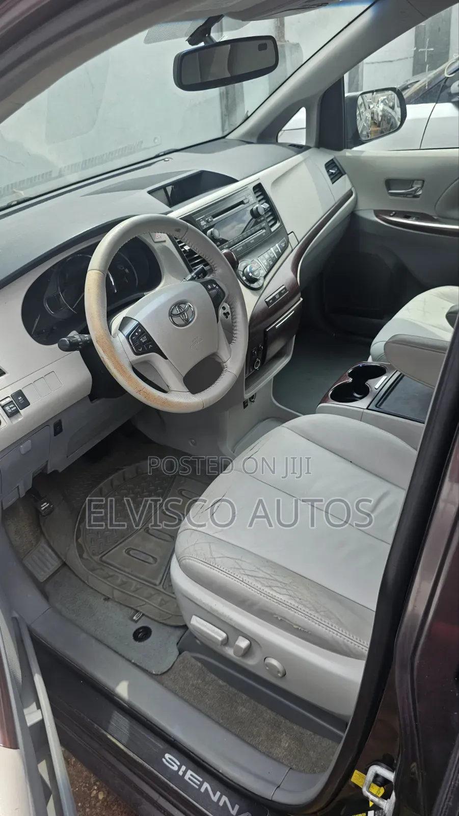 Toyota Sienna 2013 Gray