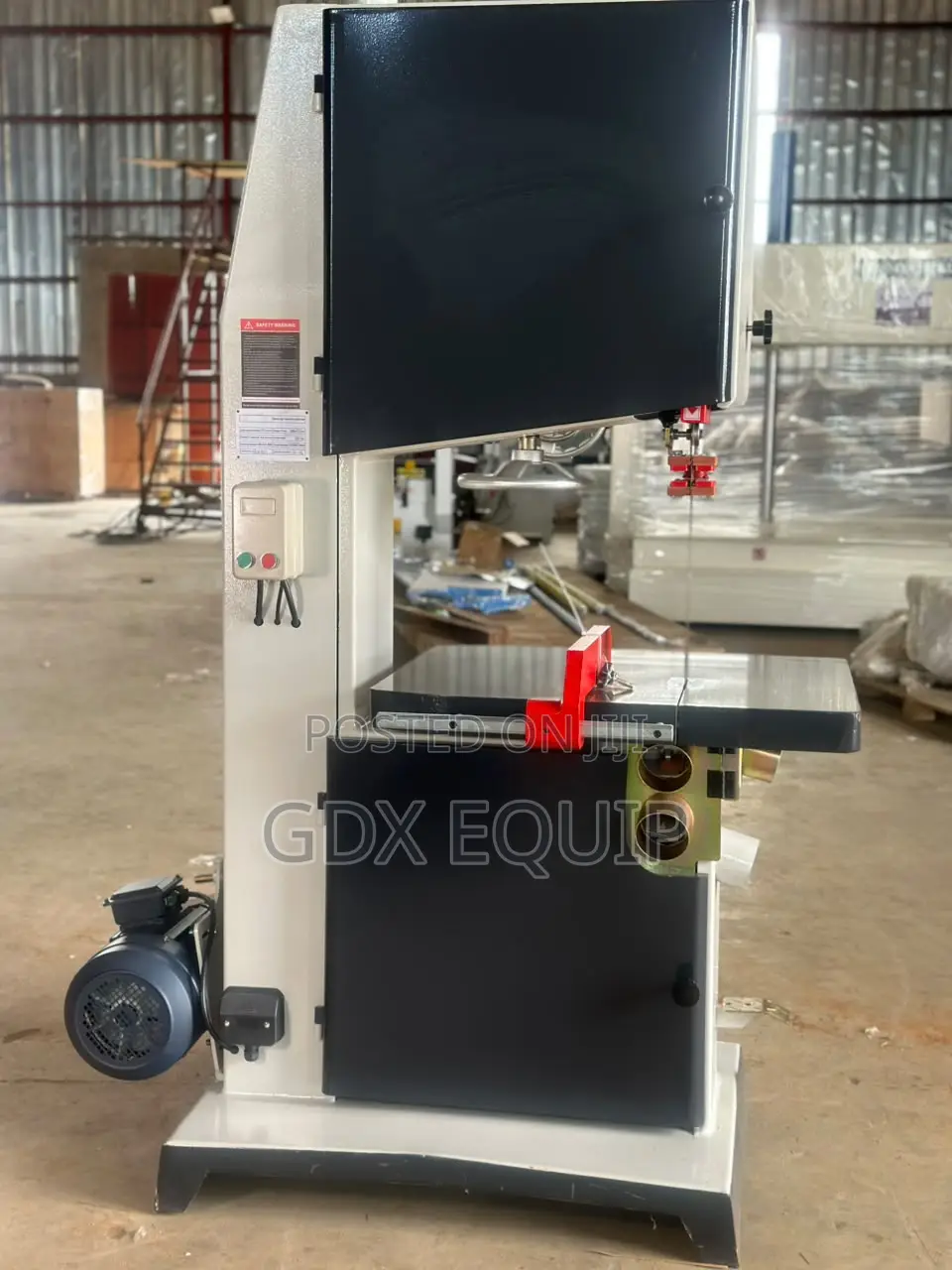 WOODMETAL WBS422 D1 Heavy-Duty Band Saw – 5.5kW