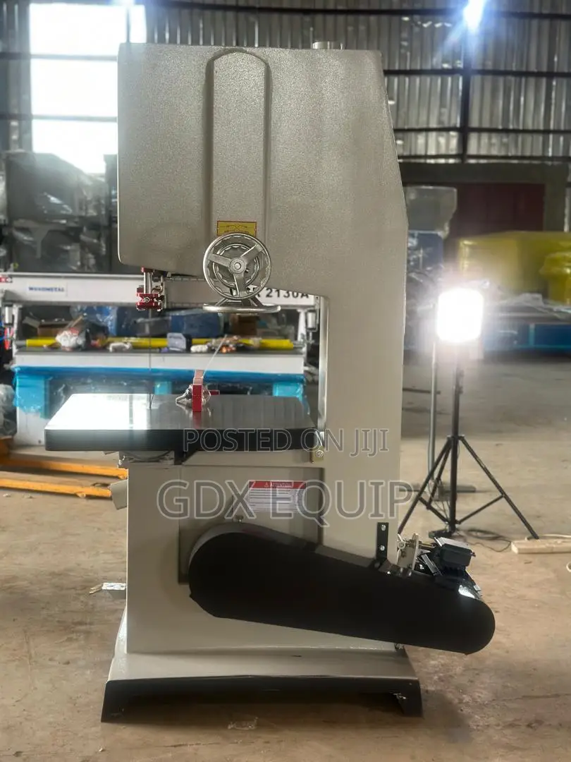 WOODMETAL WBS422 D1 Heavy-Duty Band Saw – 5.5kW