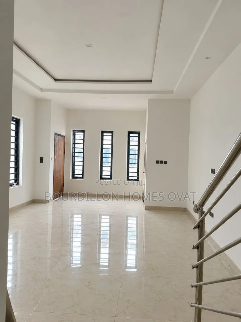 4bdrm Duplex in Harris Drive By Vgc for sale