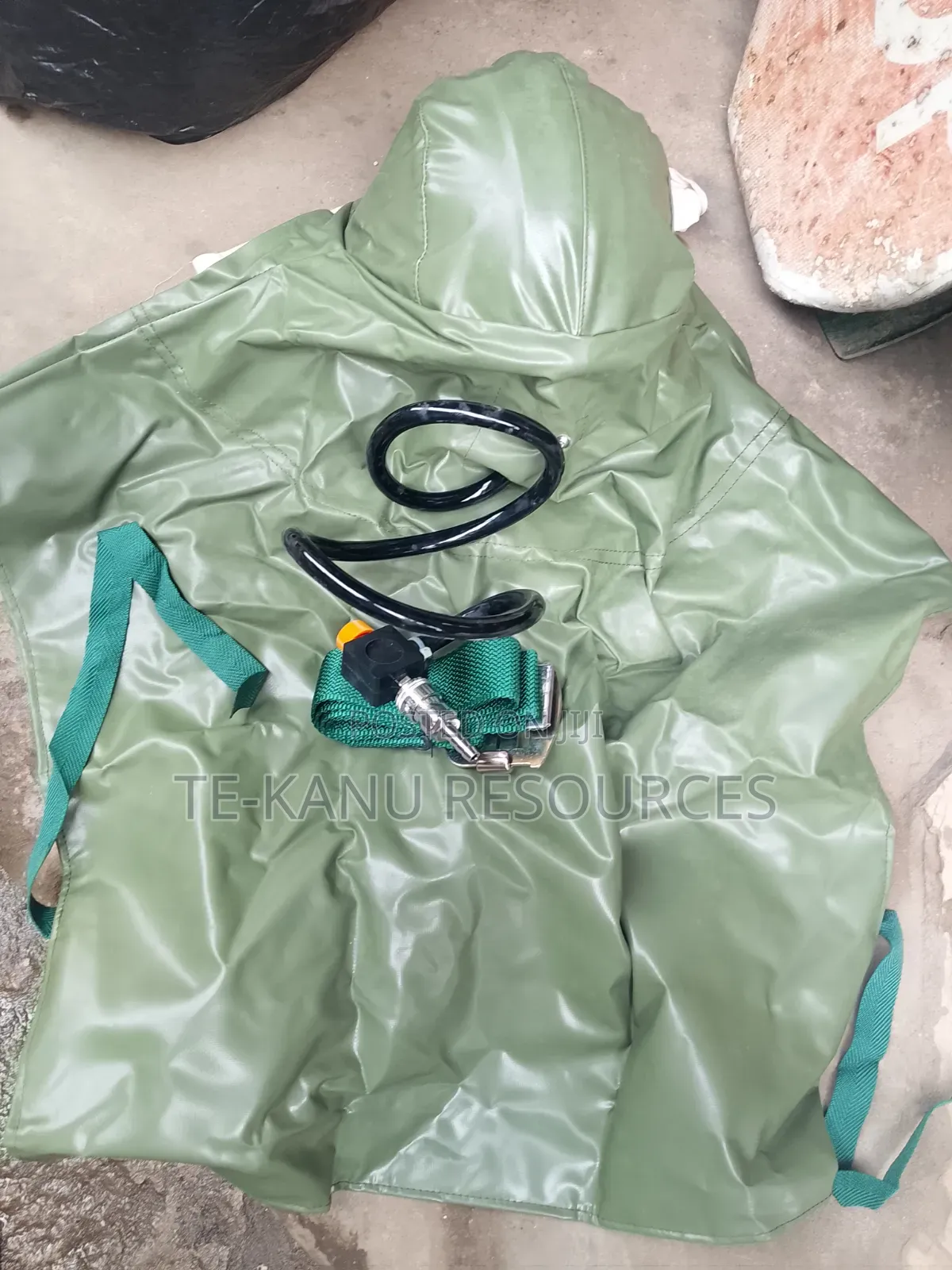 Blue Eagle NP503 Air-Supplied Sandblasting Hood