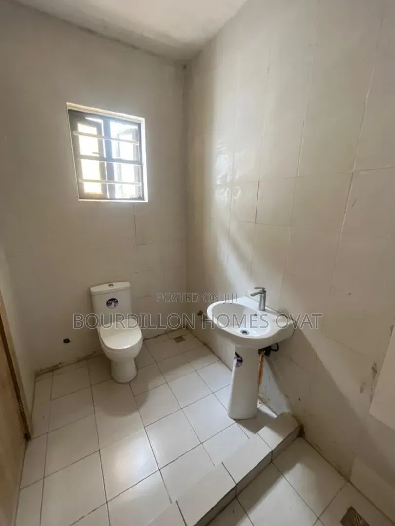 4bdrm Duplex in Orchid Lekki Lagos for rent