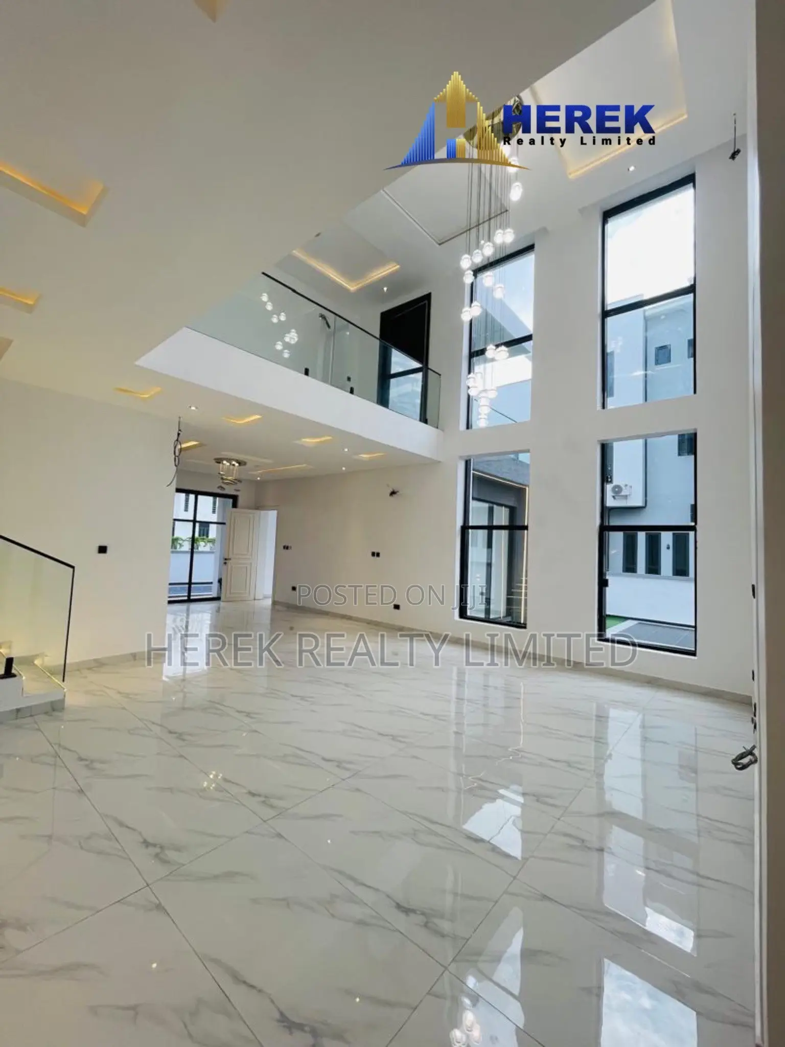 5bdrm Duplex in Lakeview Park 2, Lekki Expressway for sale