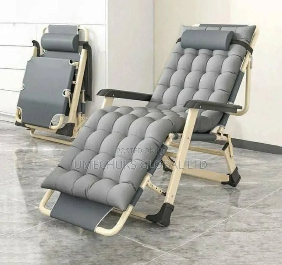 Executive Luxury Collapsible Chair for Outdoor and Indoor Use