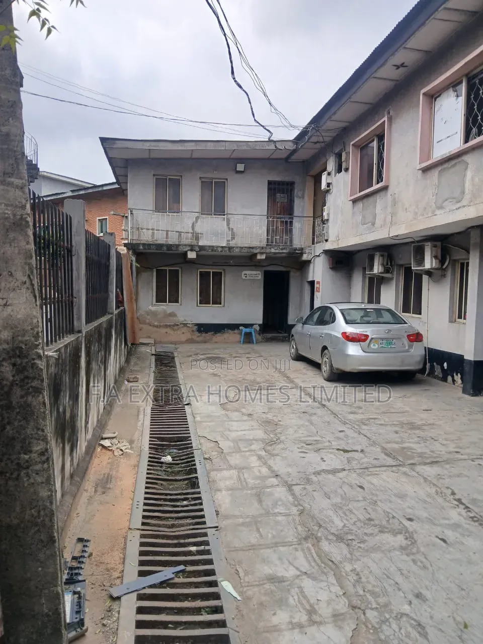 Well Maintain Storey Building on the Major Road