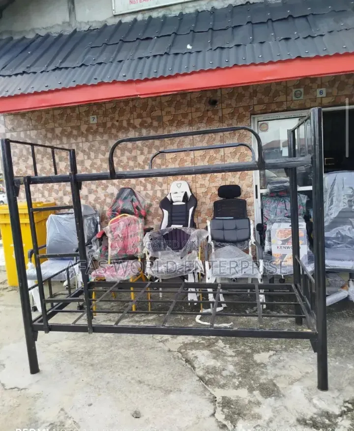 Beautiful Bunk Bed for Staffs