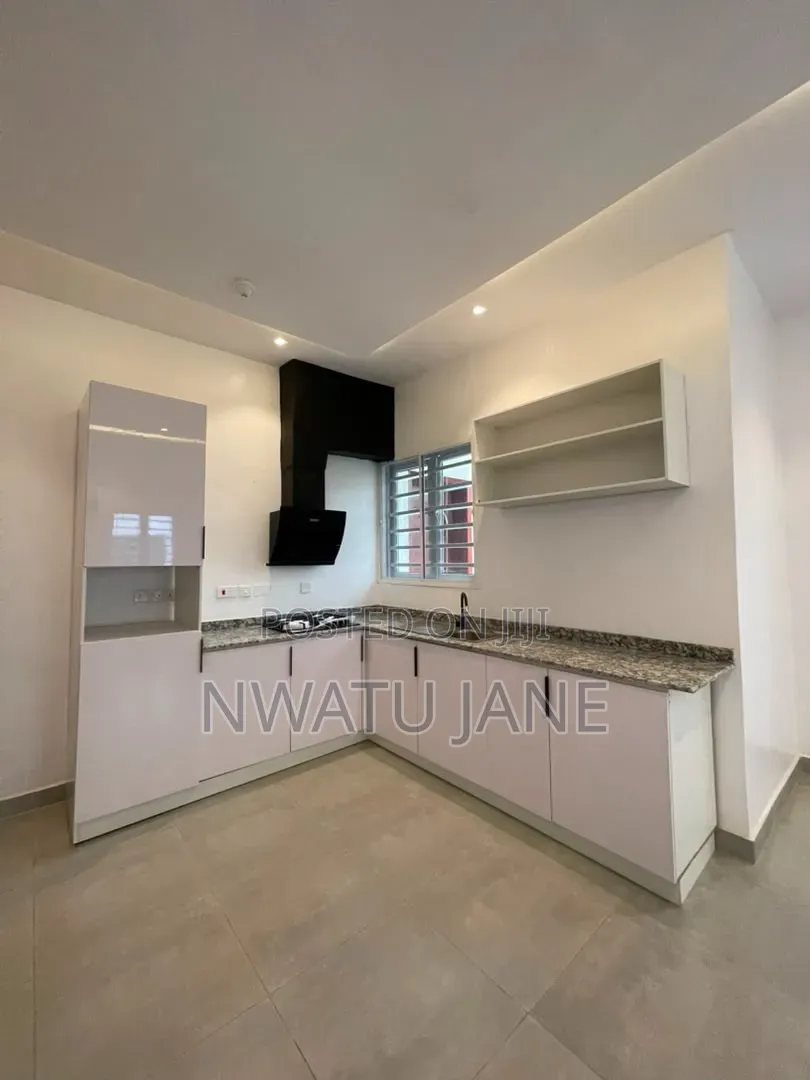 Studio Apartment in Parkview Ikoyi Lagos for rent