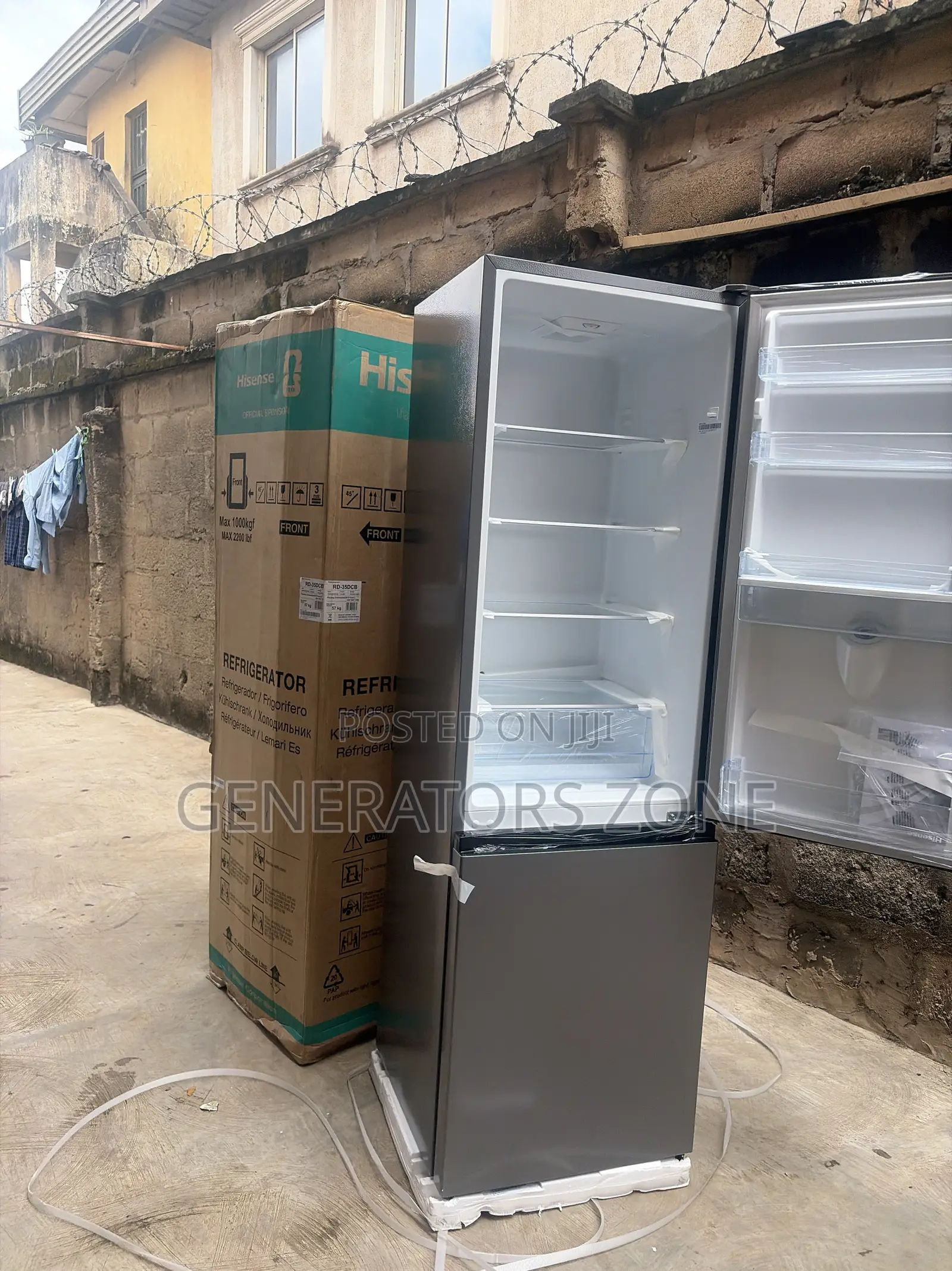 Hisense RD-35DCB 264L Refrigerator With Built-in Water Dispenser