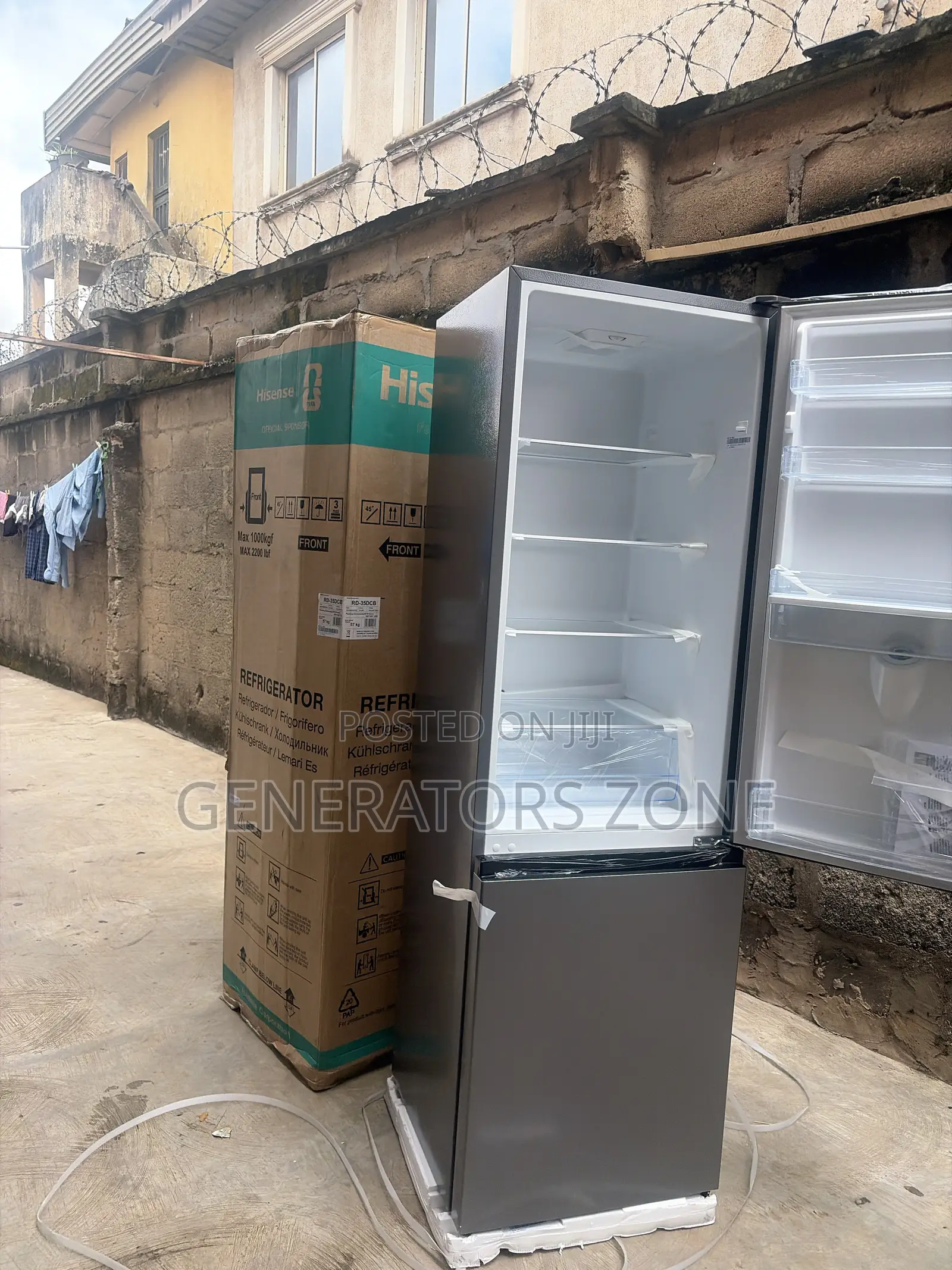 Hisense 264L Double Door Fridge With Water Dispenser – RD-35DCB