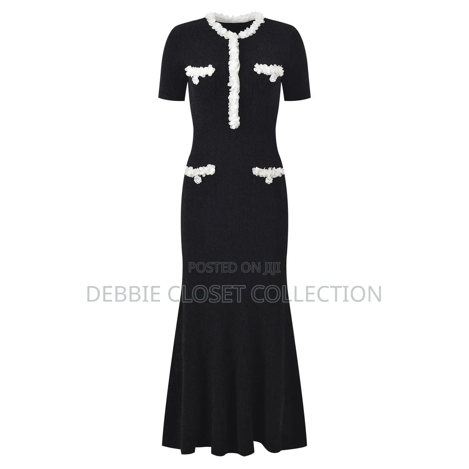 A Fashionable Long Black Dress