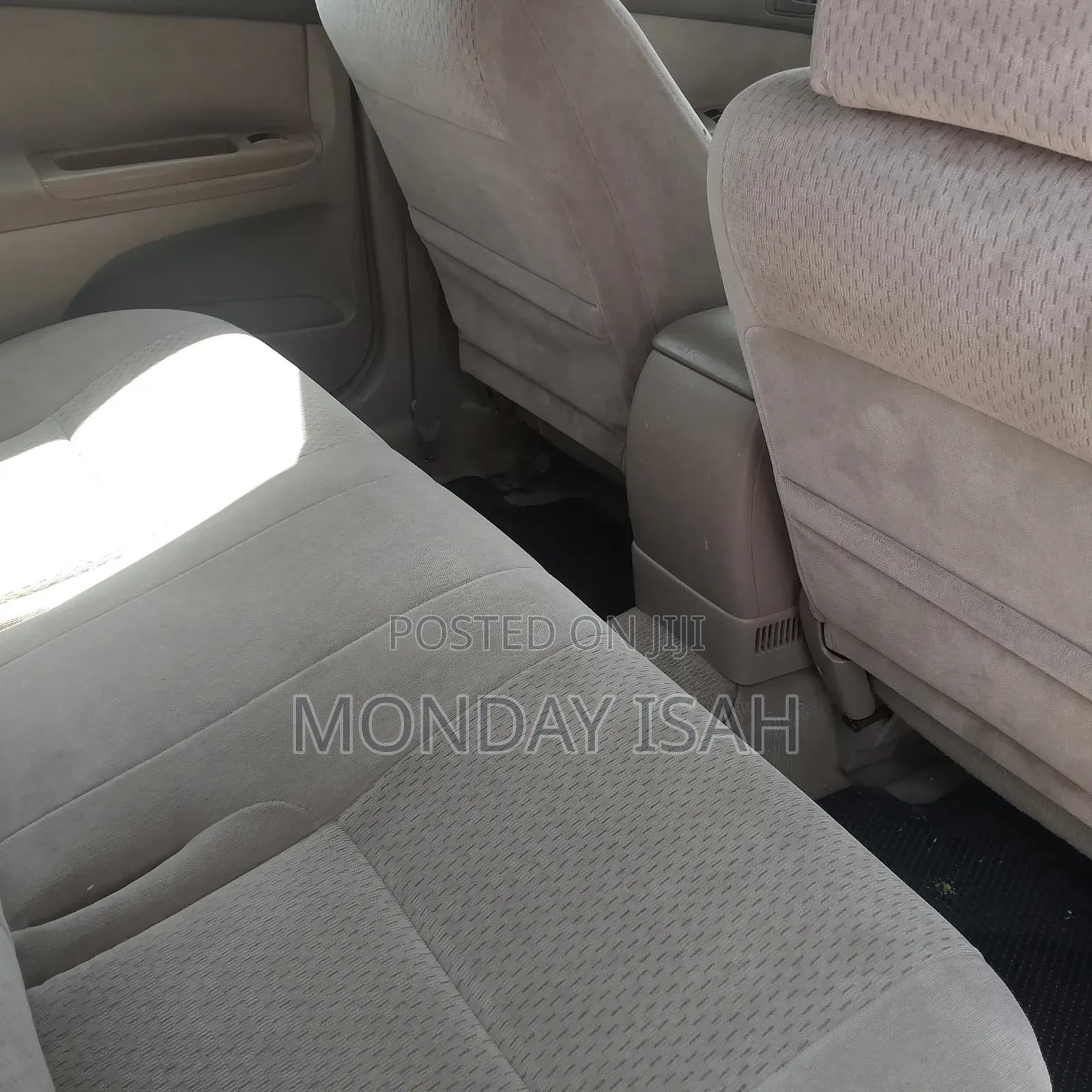 Toyota Camry 2006 Gold