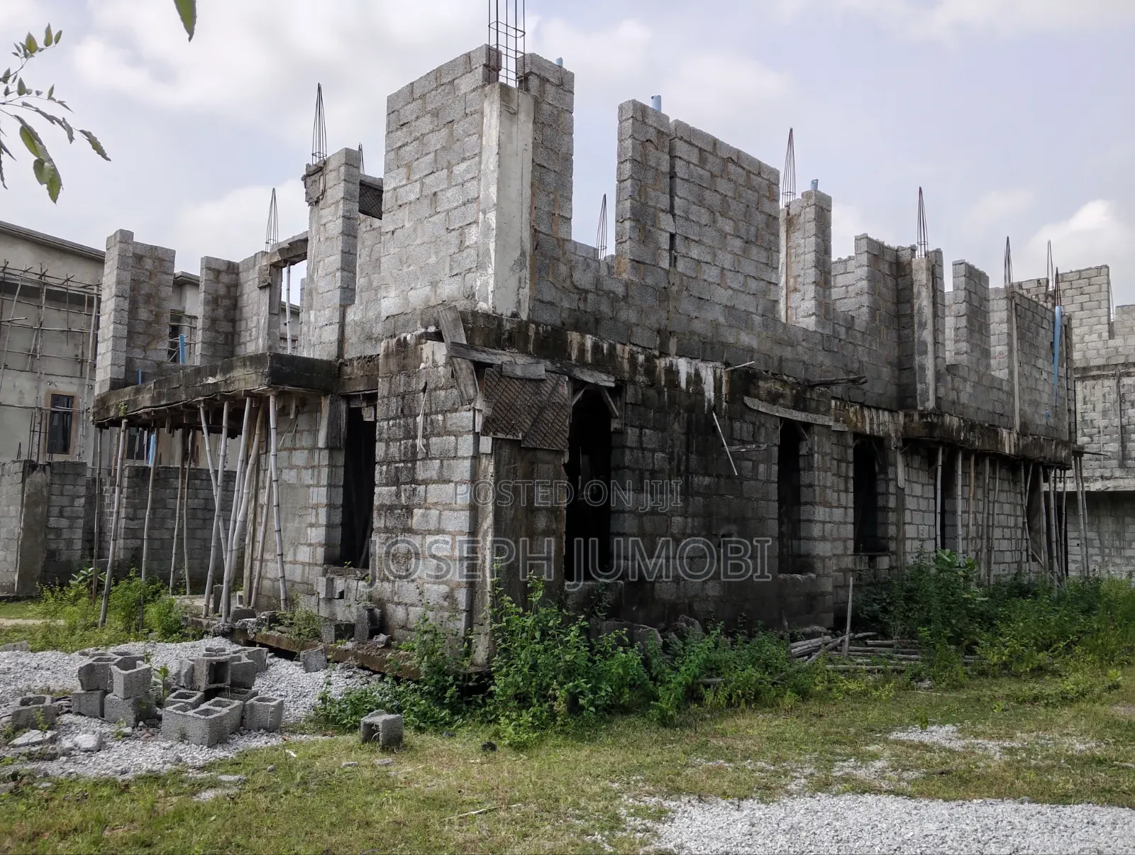 4bdrm Duplex in Kairos Hof Estate, Idu Industrial for sale