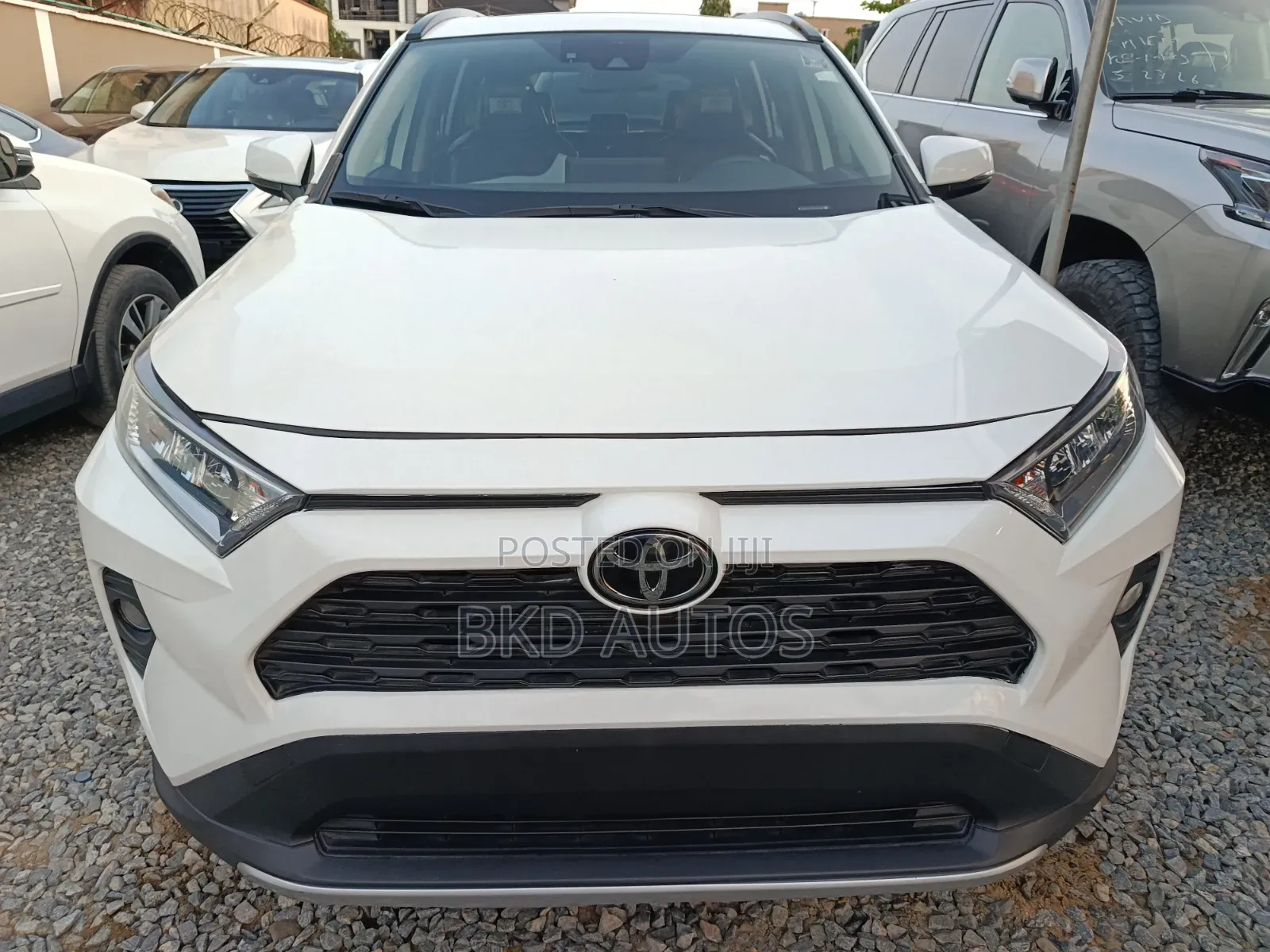 Toyota RAV4 2020 White