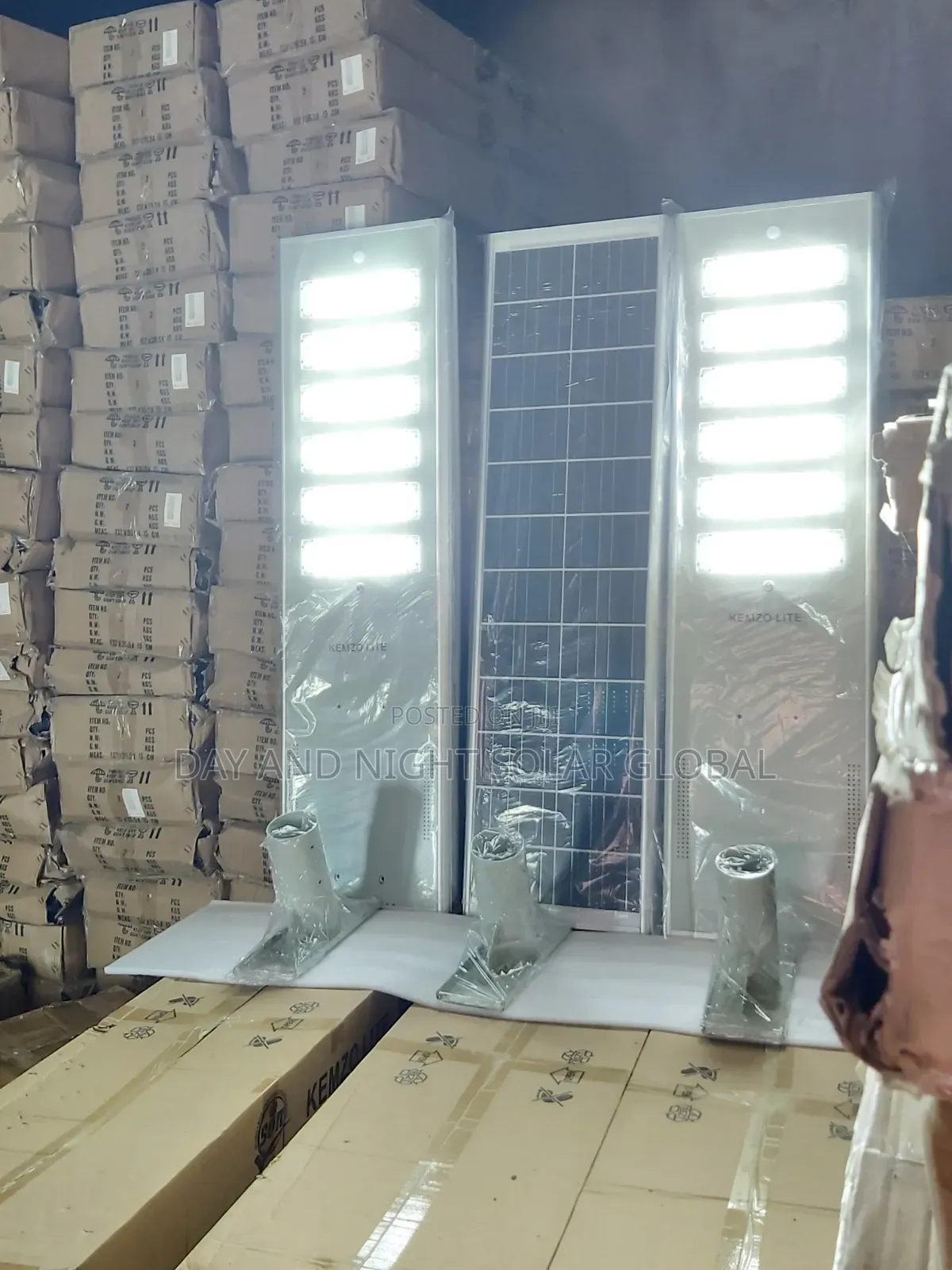 Kemzo Commercial Aluminium Body Solar Street Lights