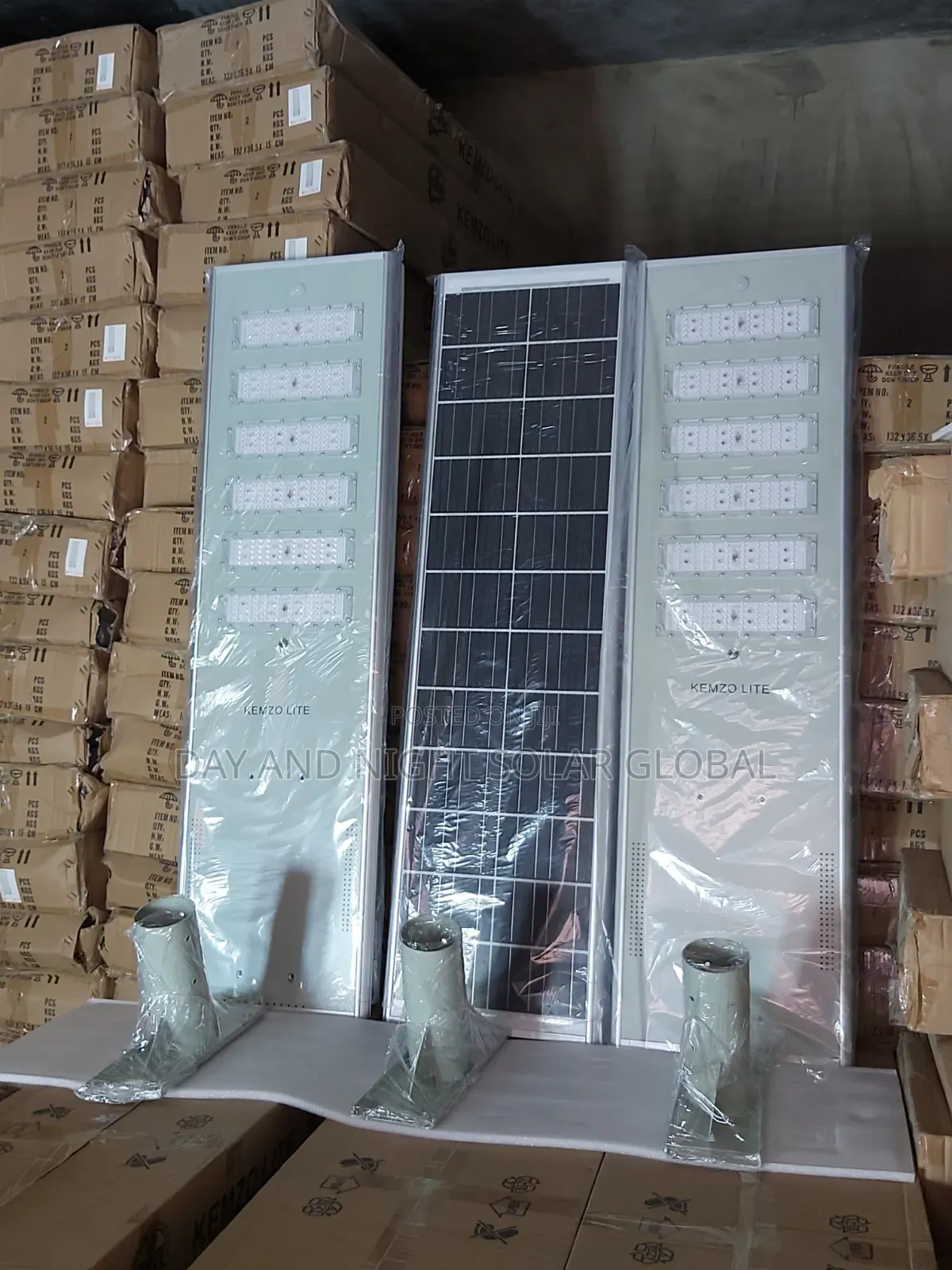 Kemzo Commercial Aluminium Body Solar Street Lights