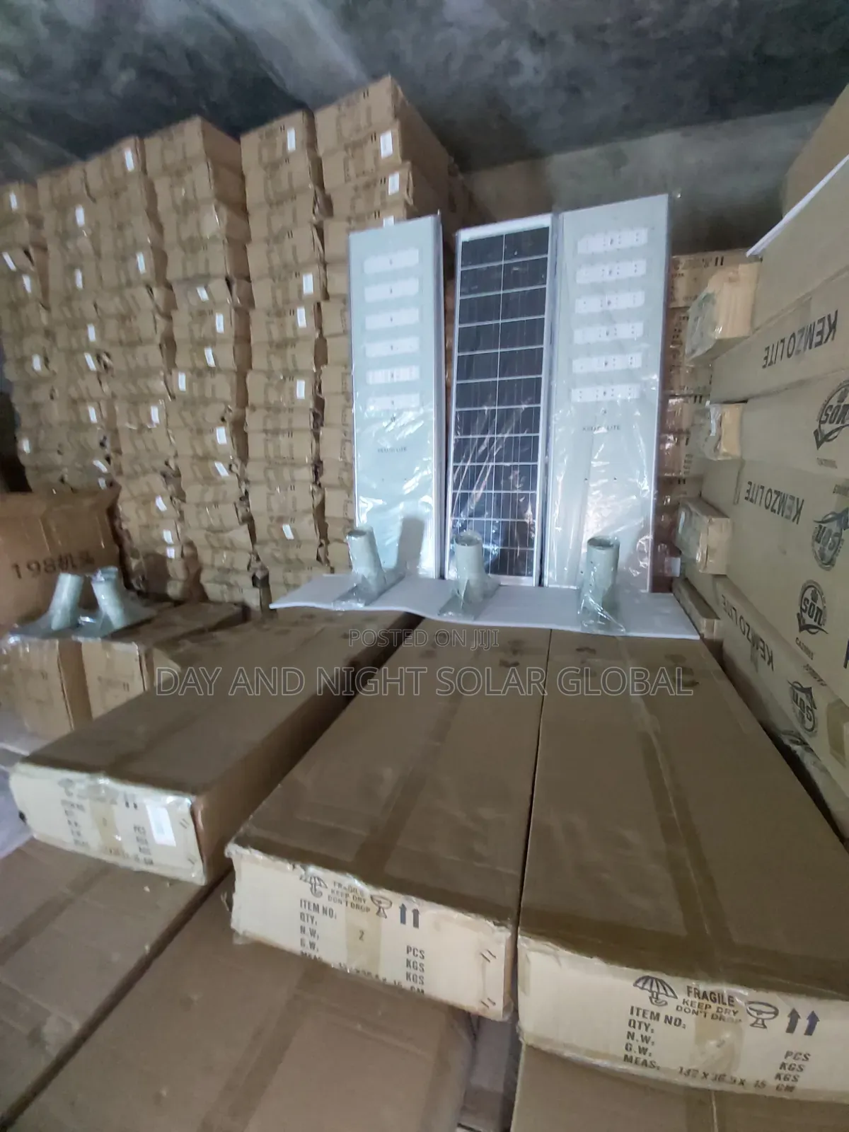 Kemzo Commercial Aluminium Body Solar Street Lights