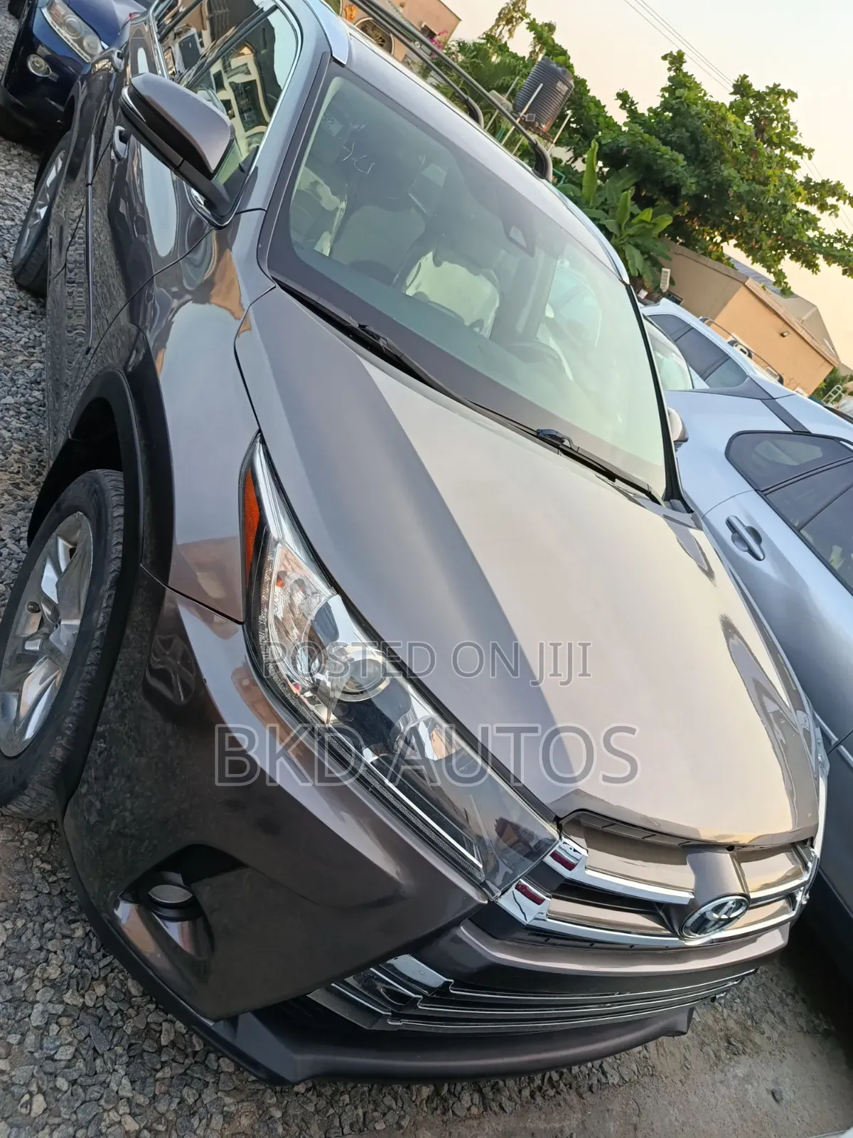 Toyota Highlander Limited 4x4 V6 (3.5L 6cyl 8A) 2017 Gray