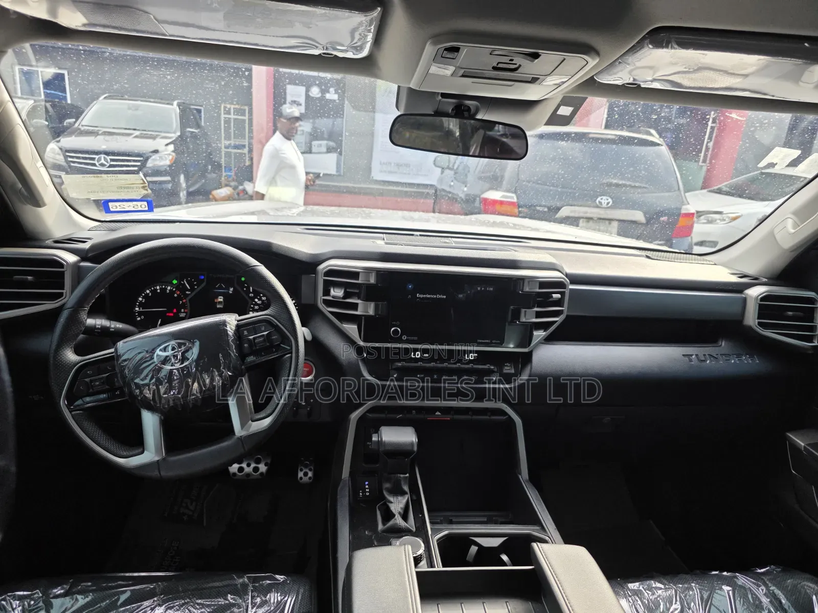 Toyota Tundra SR5 2022 Silver
