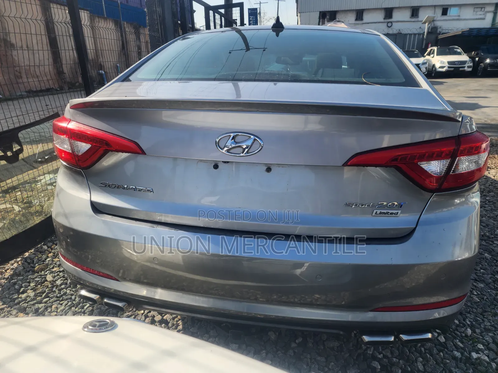 Hyundai Sonata Limited 2.0T 4dr Sedan (2.0L 4cyl Turbo 6A) 2015 Gray